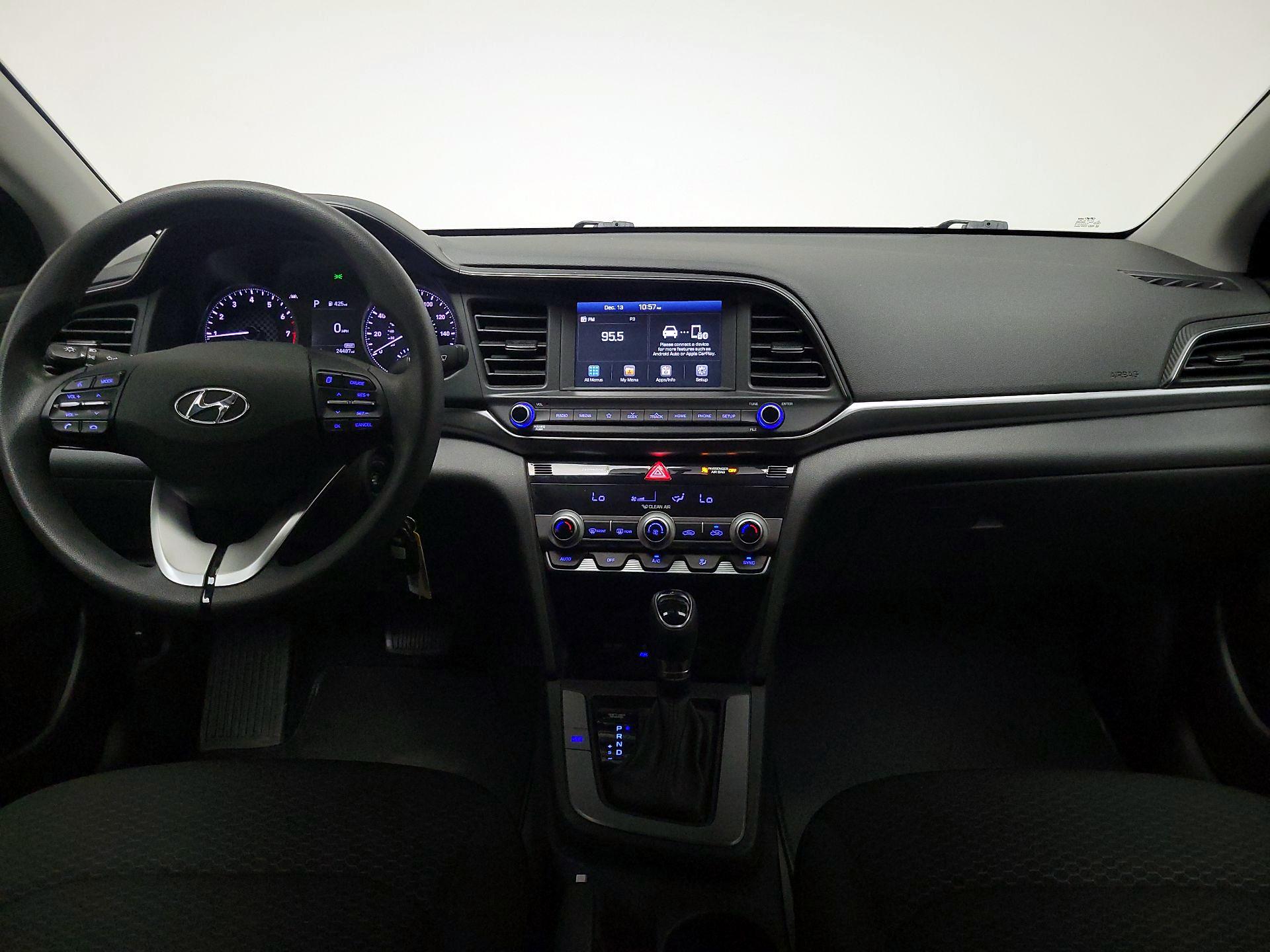 Thumbnail: 2020 Hyundai Elantra - 9