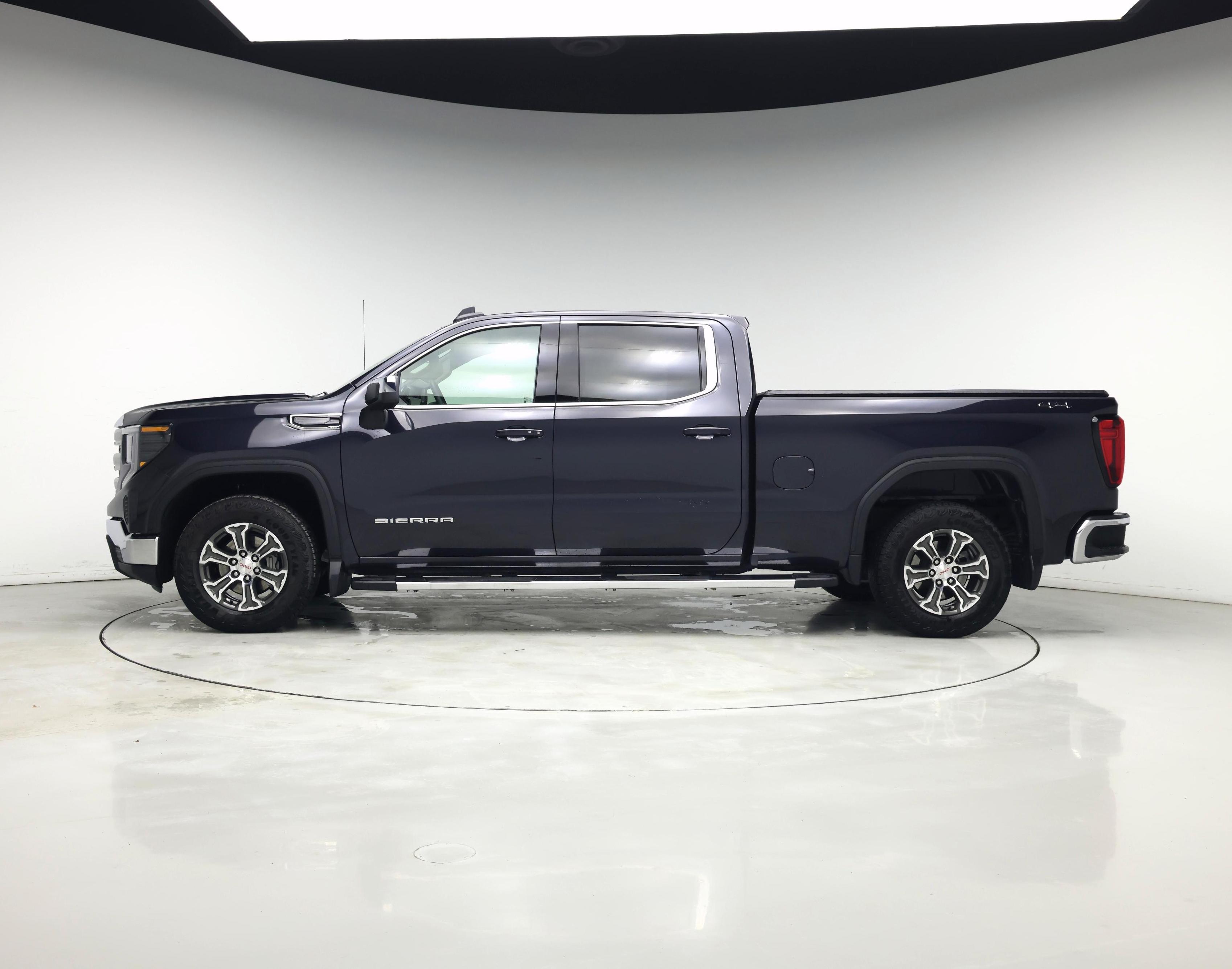 Thumbnail: 2023 GMC Sierra 1500 - 3