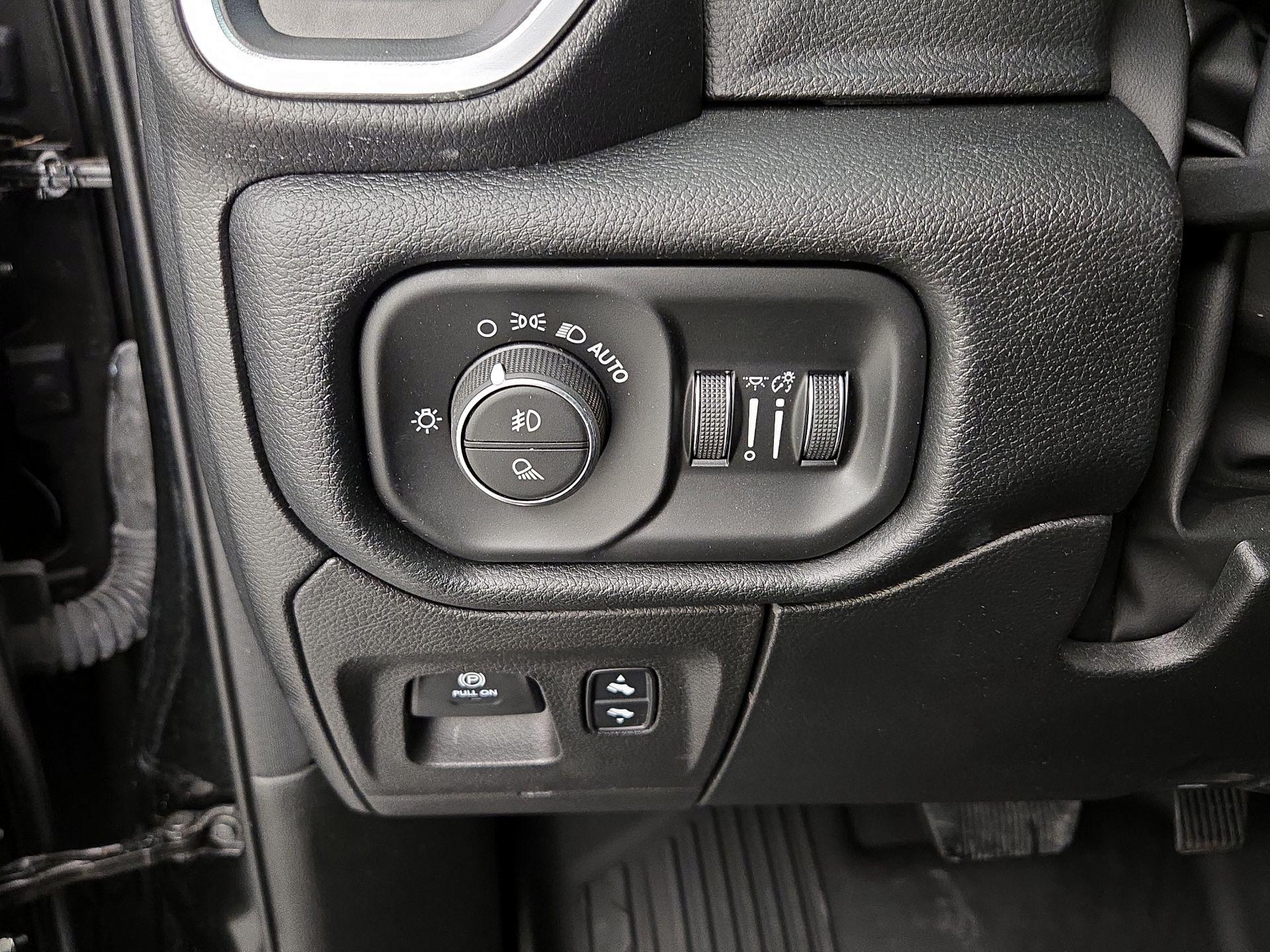 Thumbnail: 2022 RAM 1500 - 13