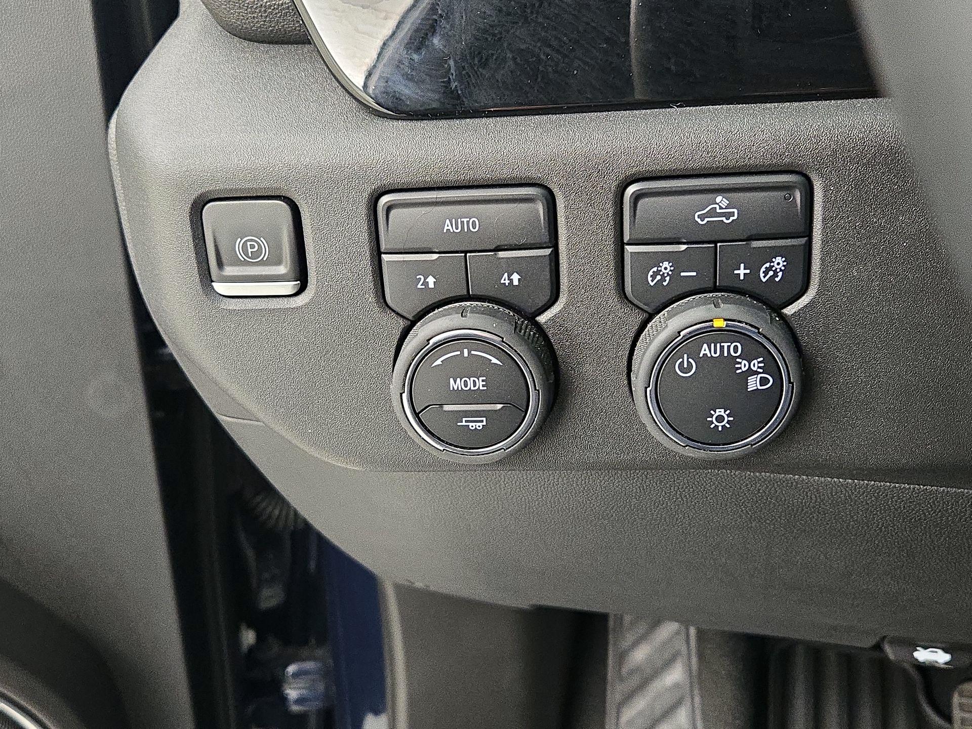 Thumbnail: 2023 Chevrolet Silverado 1500 - 13