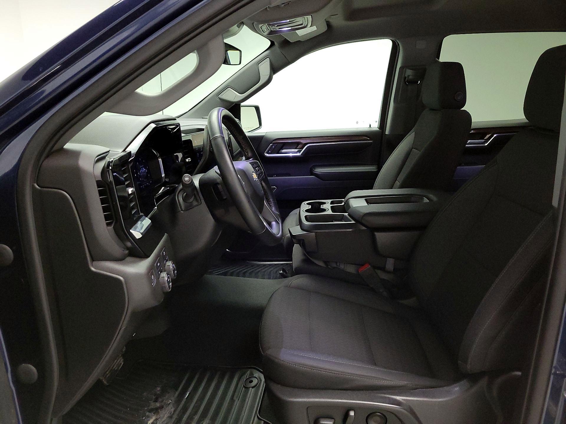 Thumbnail: 2023 Chevrolet Silverado 1500 - 11