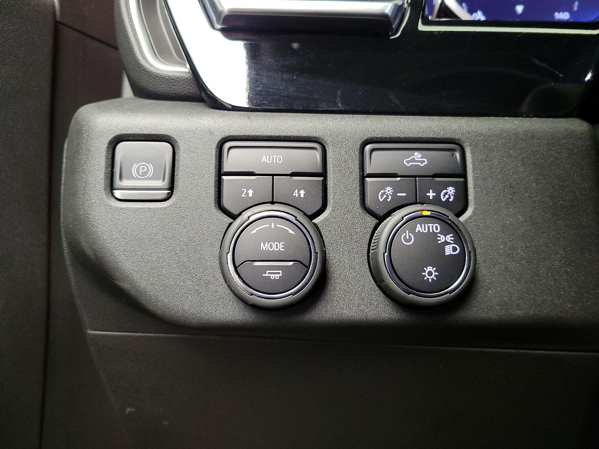 Thumbnail: 2023 Chevrolet Silverado 1500 - 13