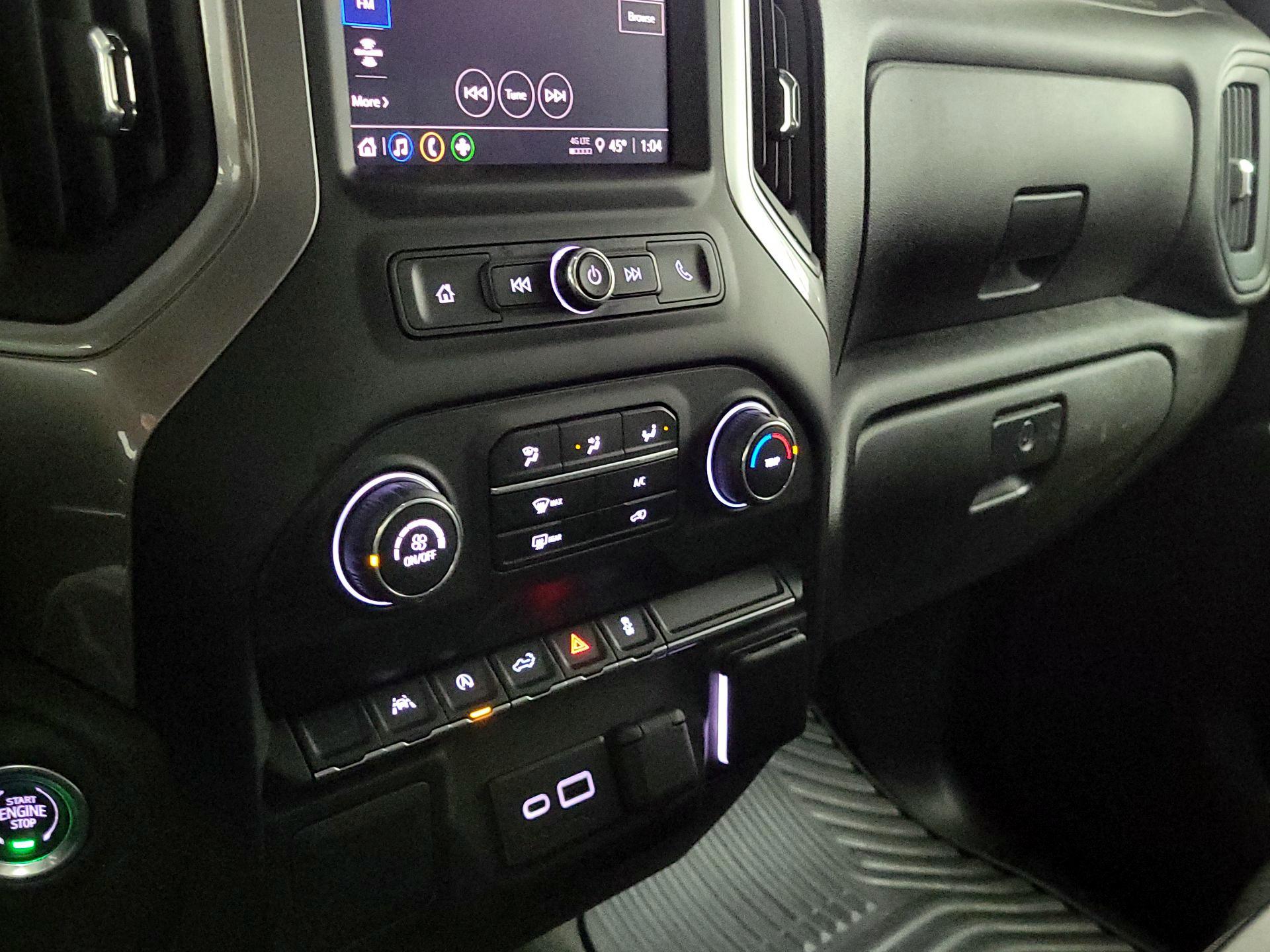 Thumbnail: 2022 Chevrolet Silverado 1500 - 16