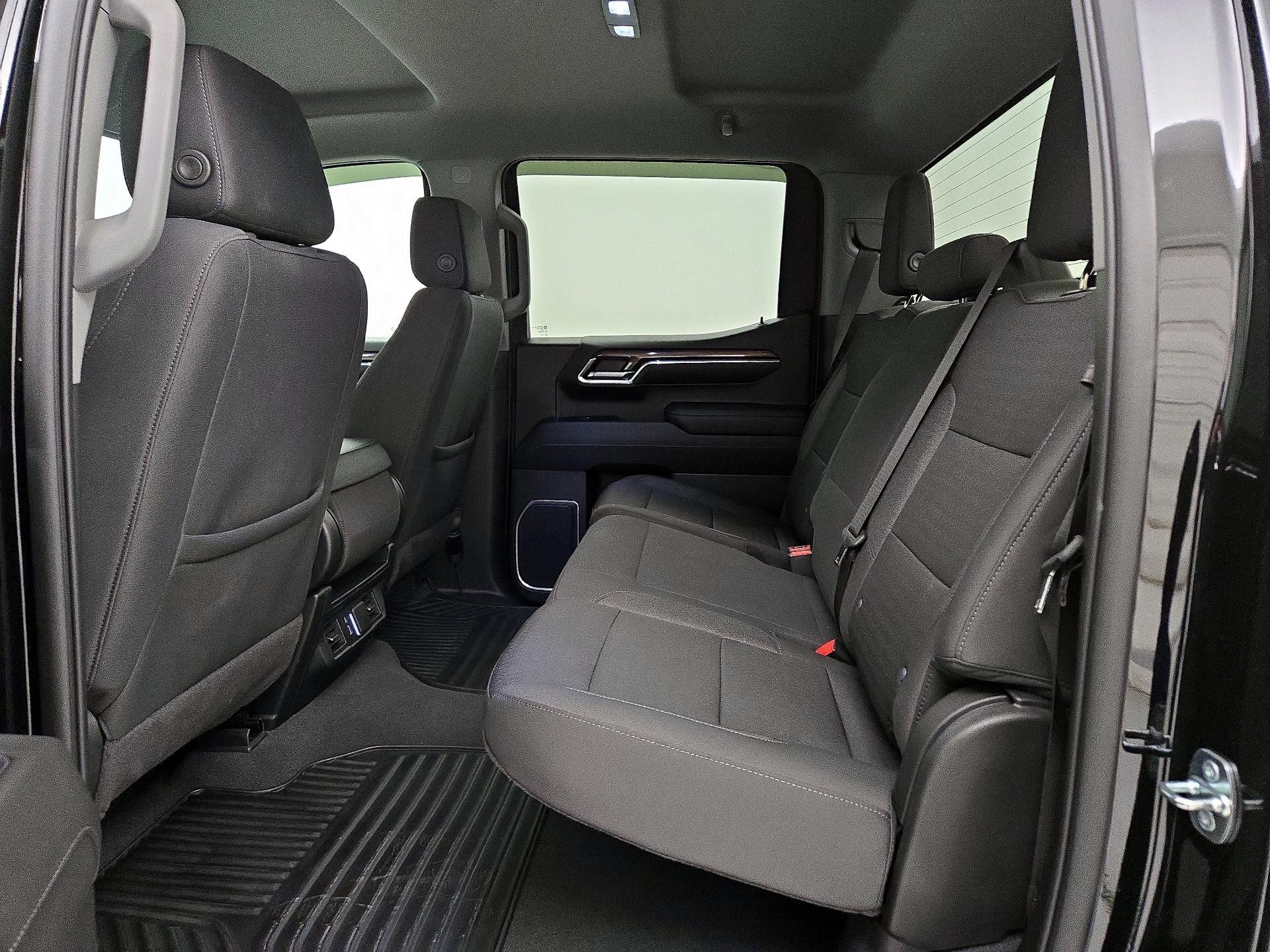 Thumbnail: 2023 Chevrolet Silverado 1500 - 19