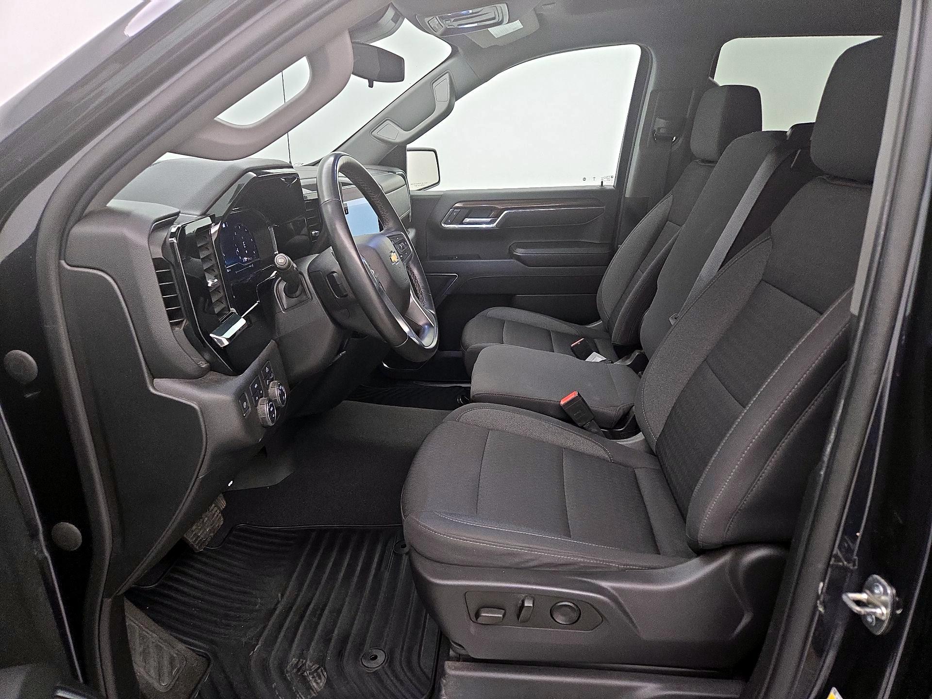 Thumbnail: 2023 Chevrolet Silverado 1500 - 11