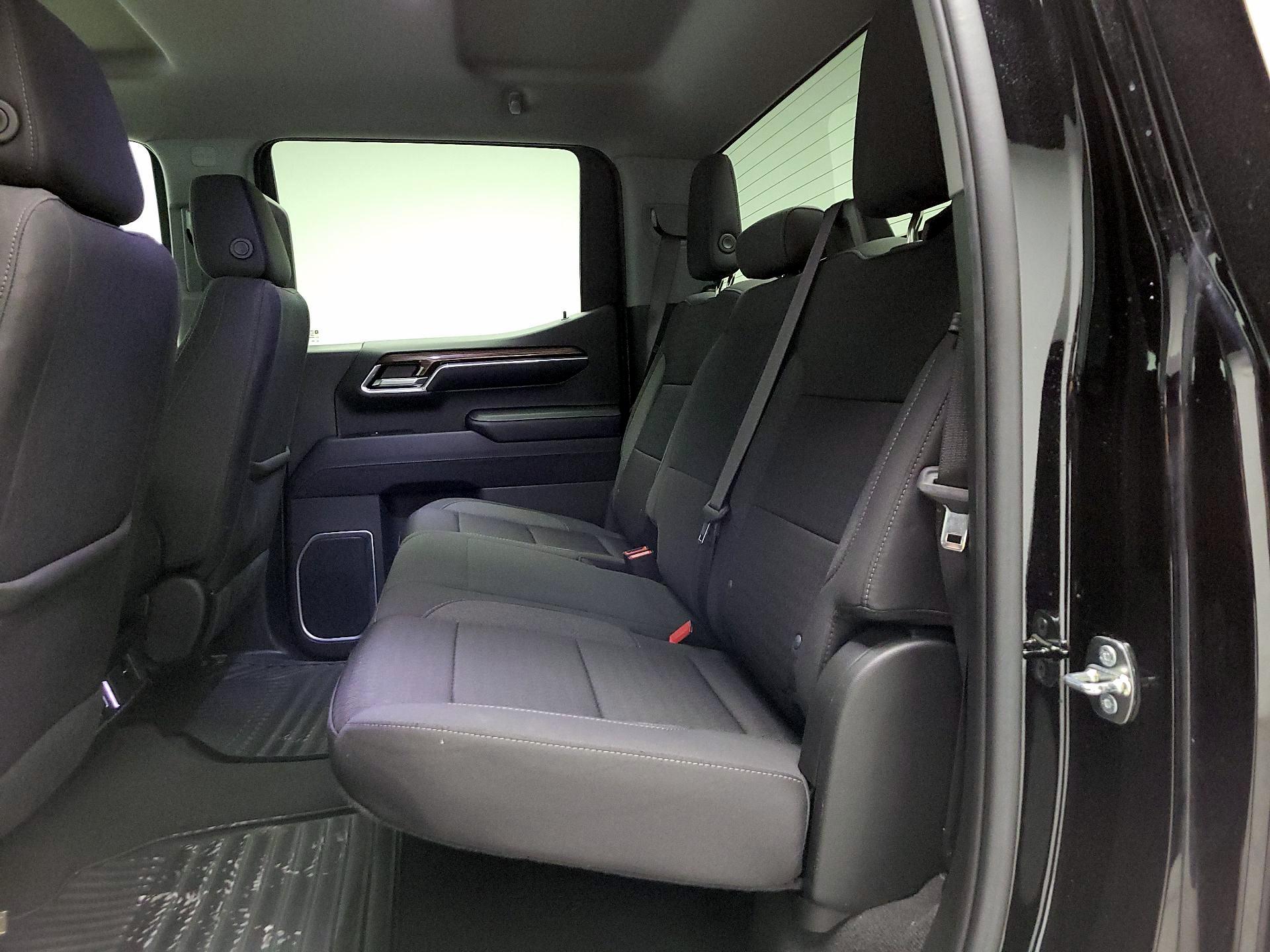 Thumbnail: 2023 Chevrolet Silverado 1500 - 18