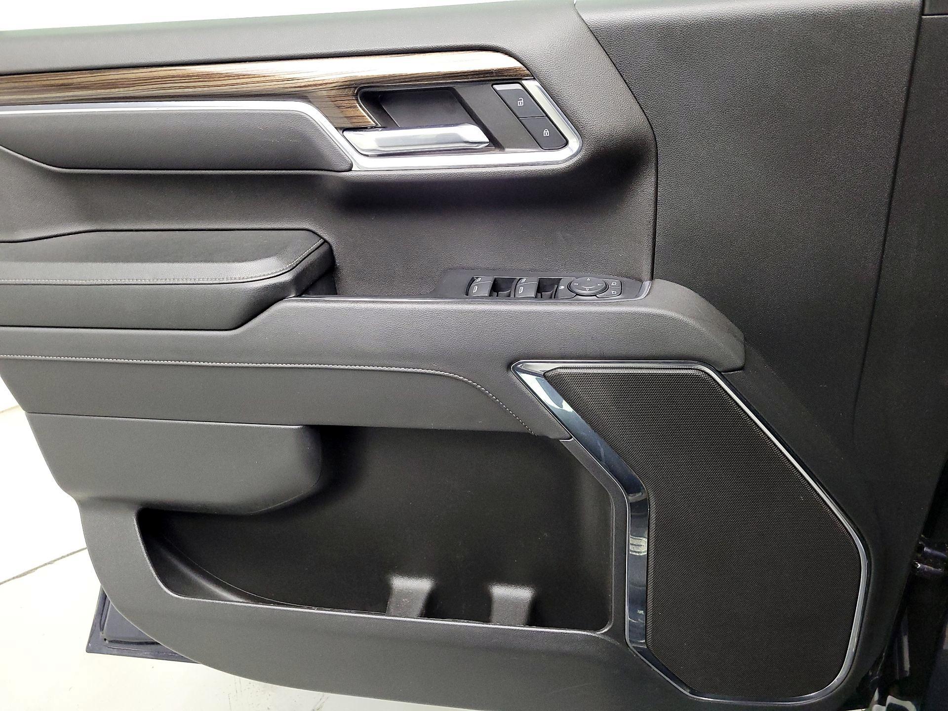 Thumbnail: 2023 Chevrolet Silverado 1500 - 12