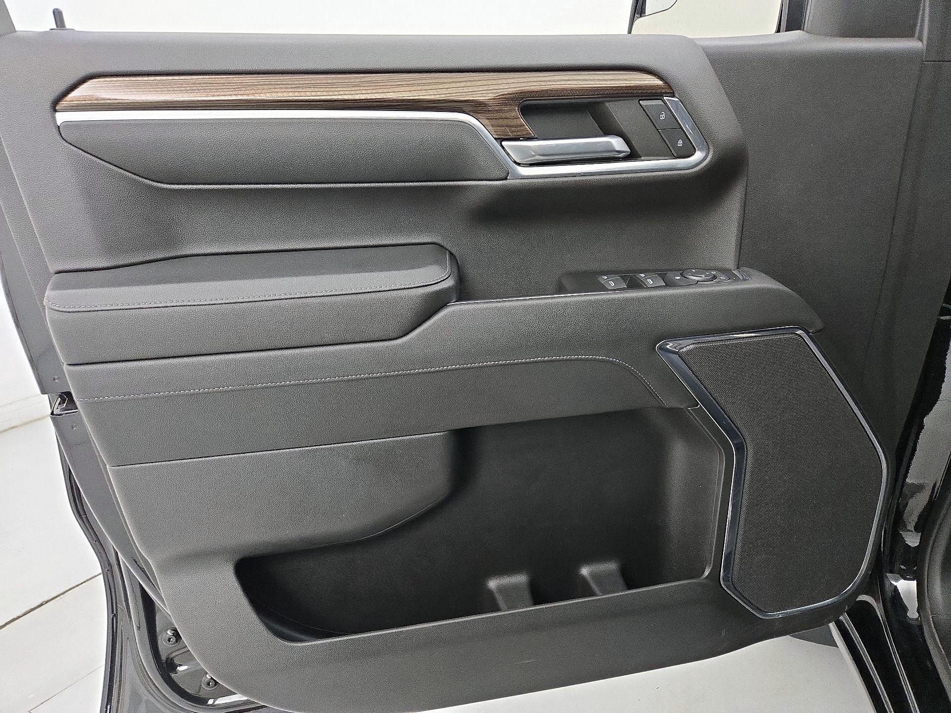 Thumbnail: 2023 Chevrolet Silverado 1500 - 12