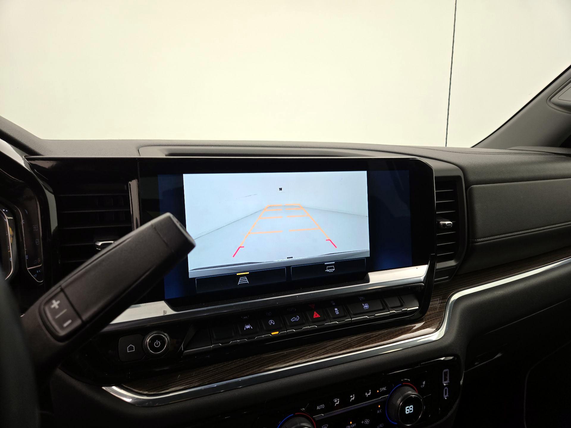 Thumbnail: 2023 Chevrolet Silverado 1500 - 14