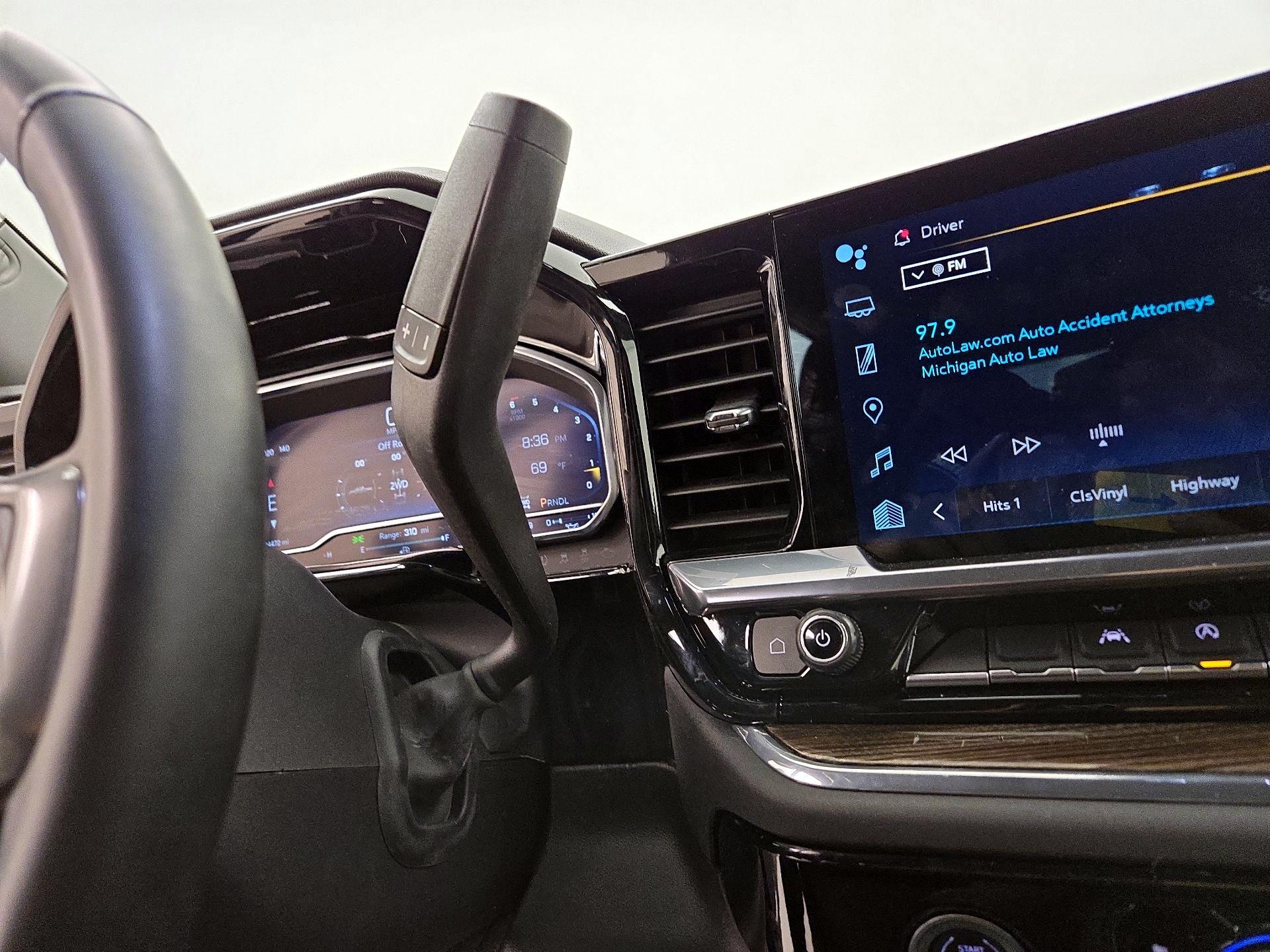 Thumbnail: 2023 Chevrolet Silverado 1500 - 17