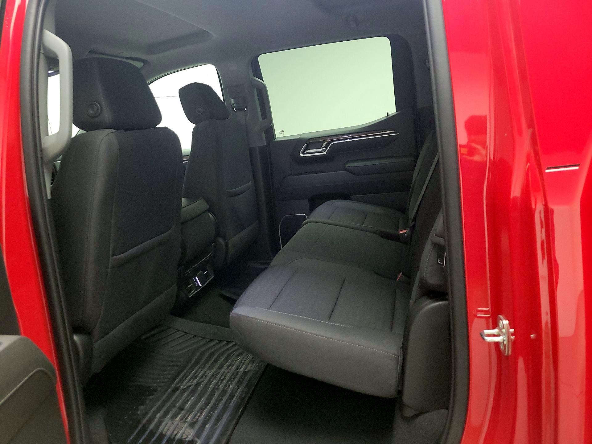 Thumbnail: 2022 Chevrolet Silverado 1500 - 19