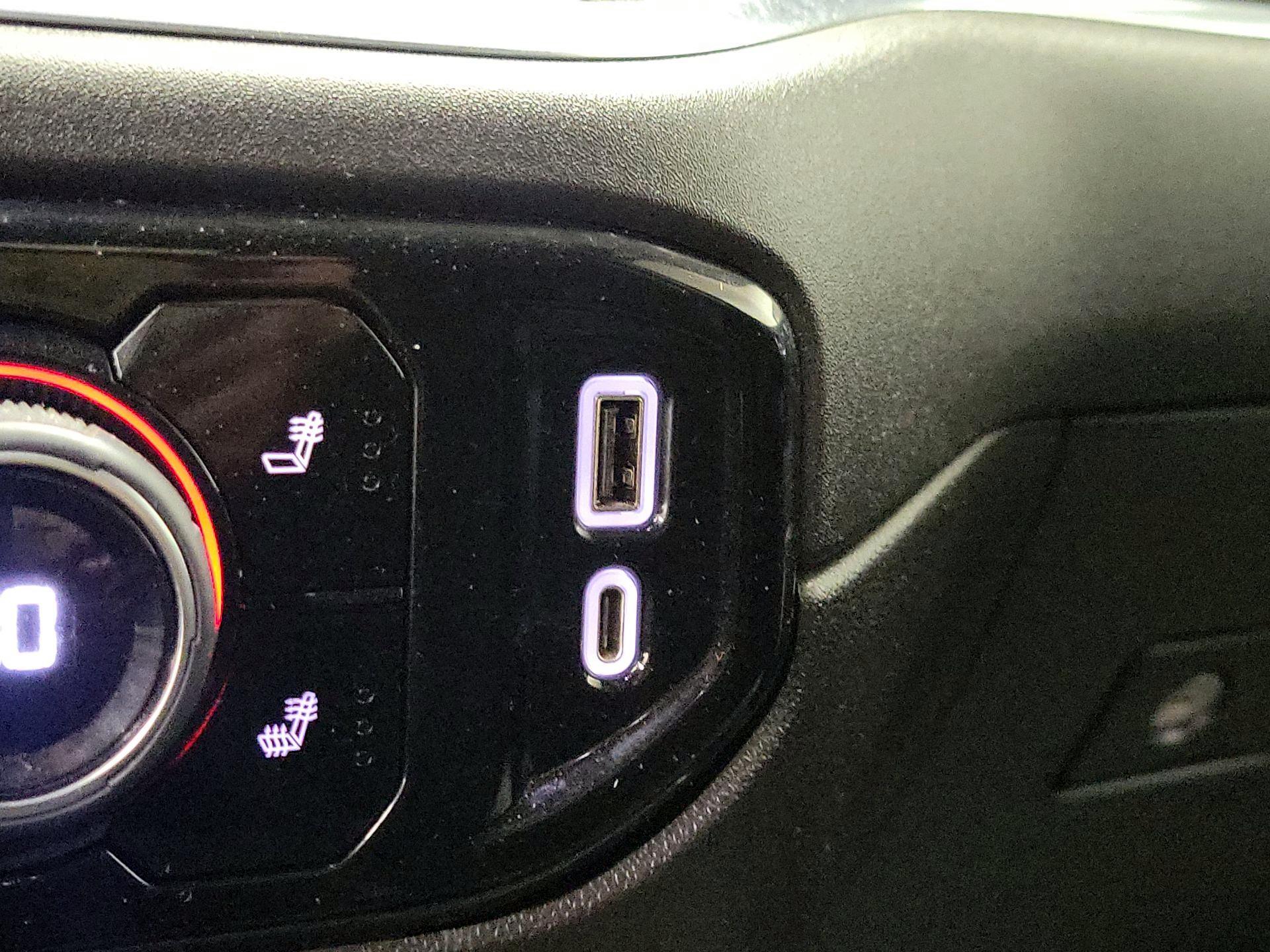 Thumbnail: 2022 Chevrolet Silverado 1500 - 18