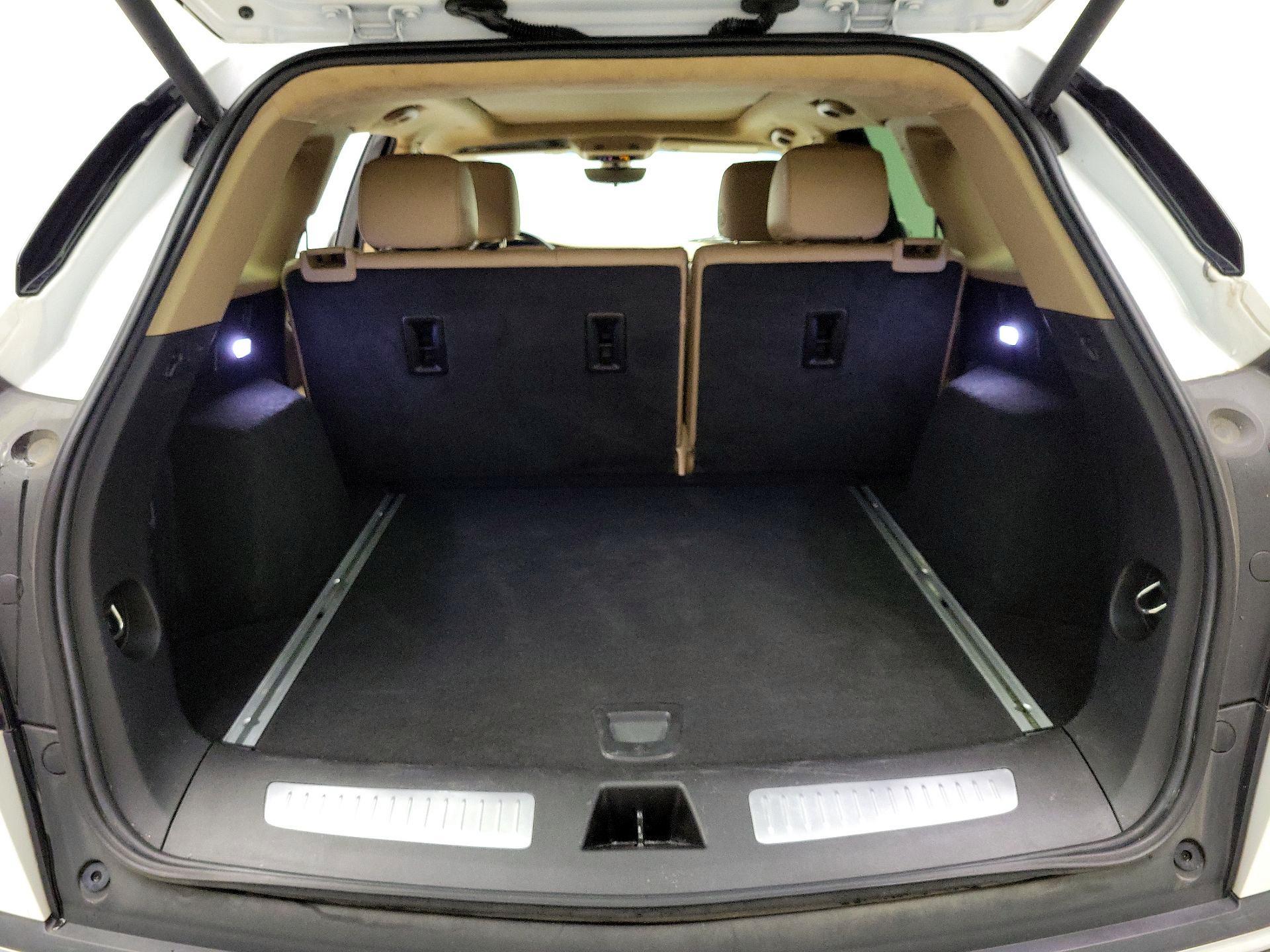 Thumbnail: 2020 Cadillac XT5 - 19