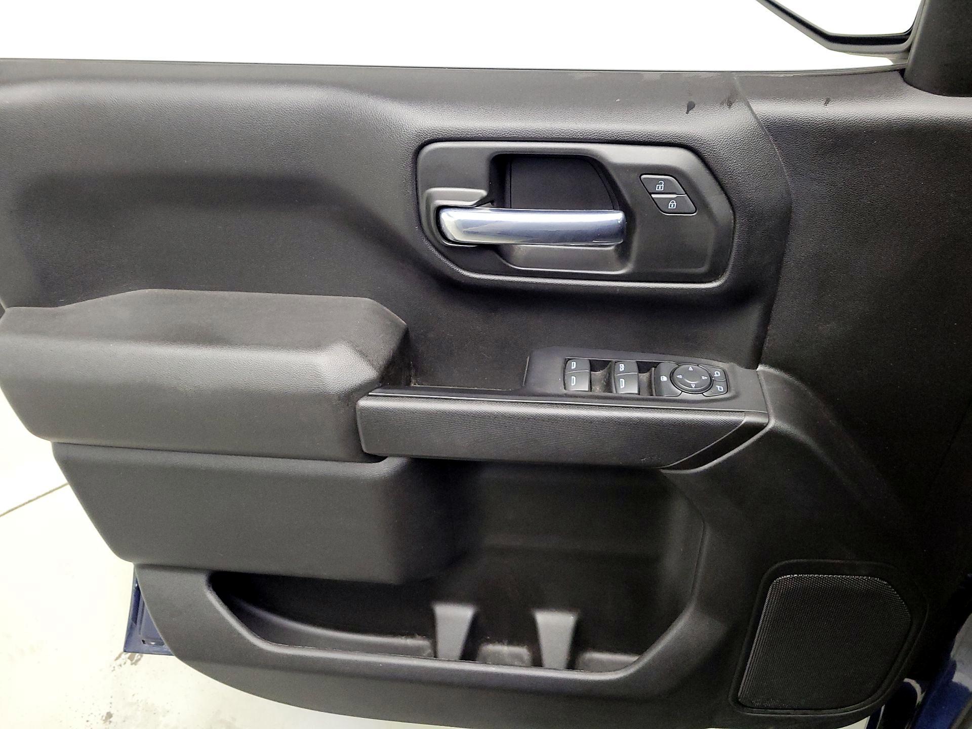 Thumbnail: 2022 Chevrolet Silverado 1500 - 12