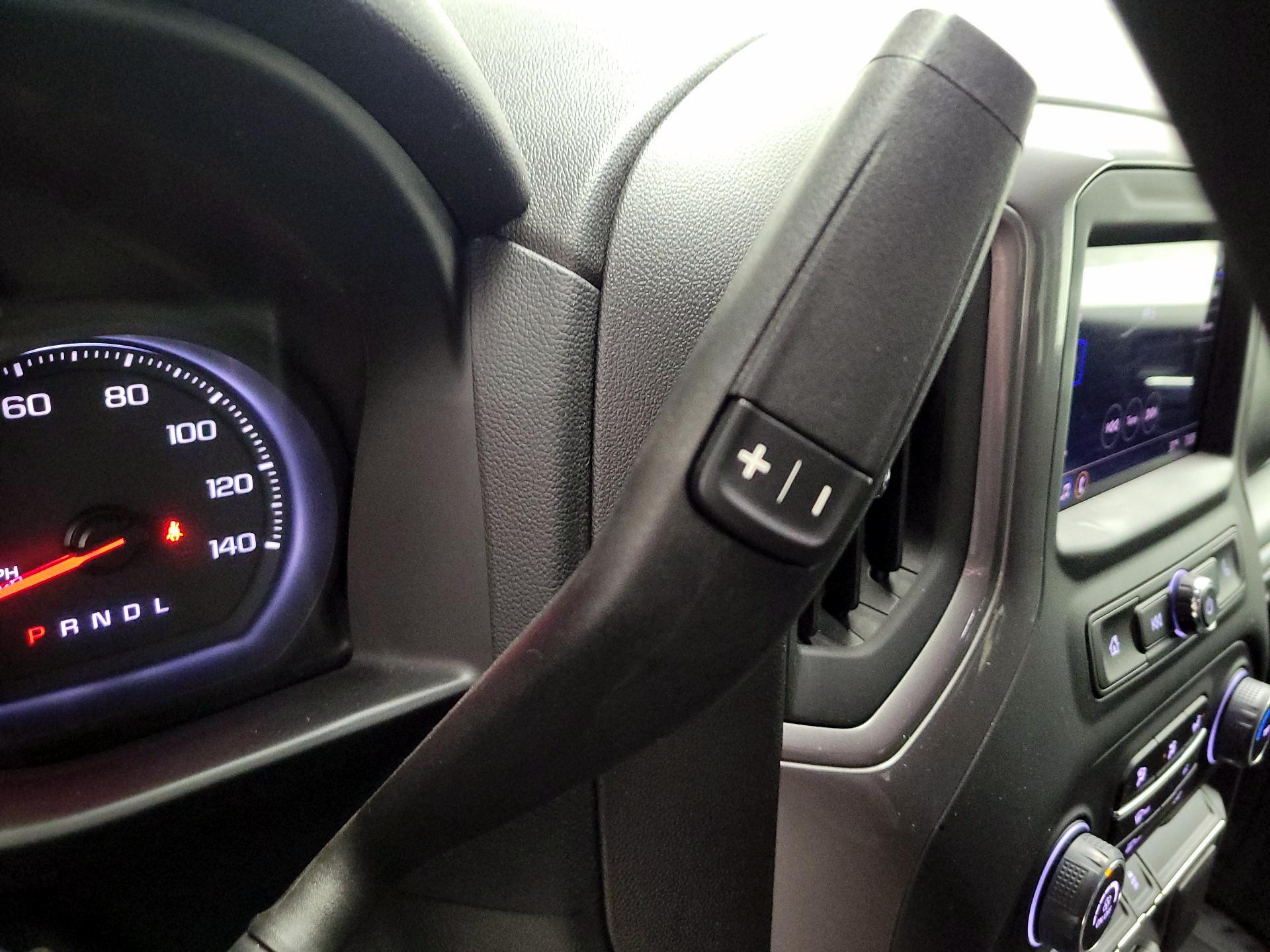 Thumbnail: 2022 Chevrolet Silverado 1500 - 17