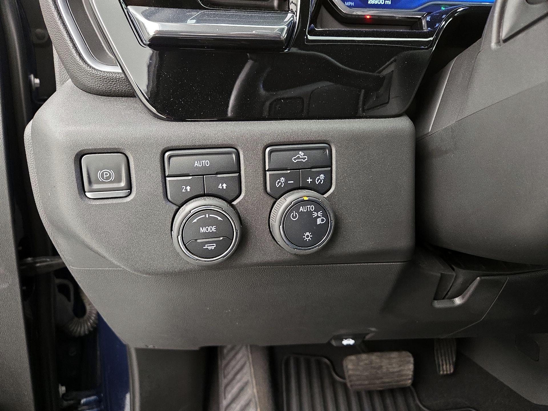 Thumbnail: 2023 Chevrolet Silverado 1500 - 13