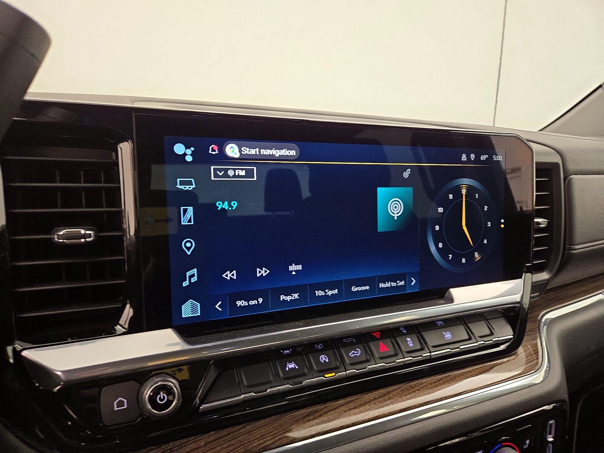 Thumbnail: 2023 Chevrolet Silverado 1500 - 16