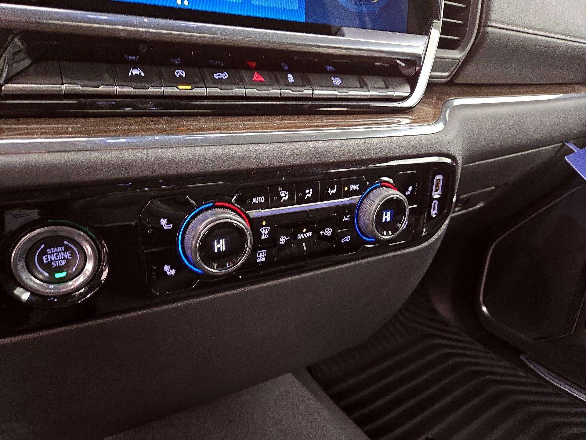 Thumbnail: 2023 Chevrolet Silverado 1500 - 17