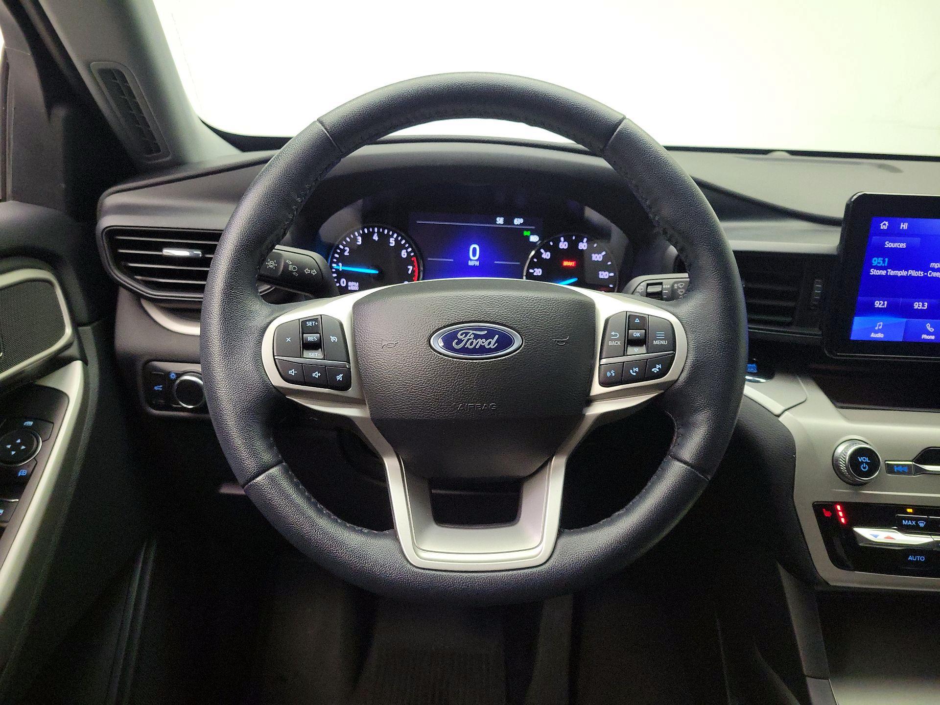 Thumbnail: 2023 Ford Explorer - 10