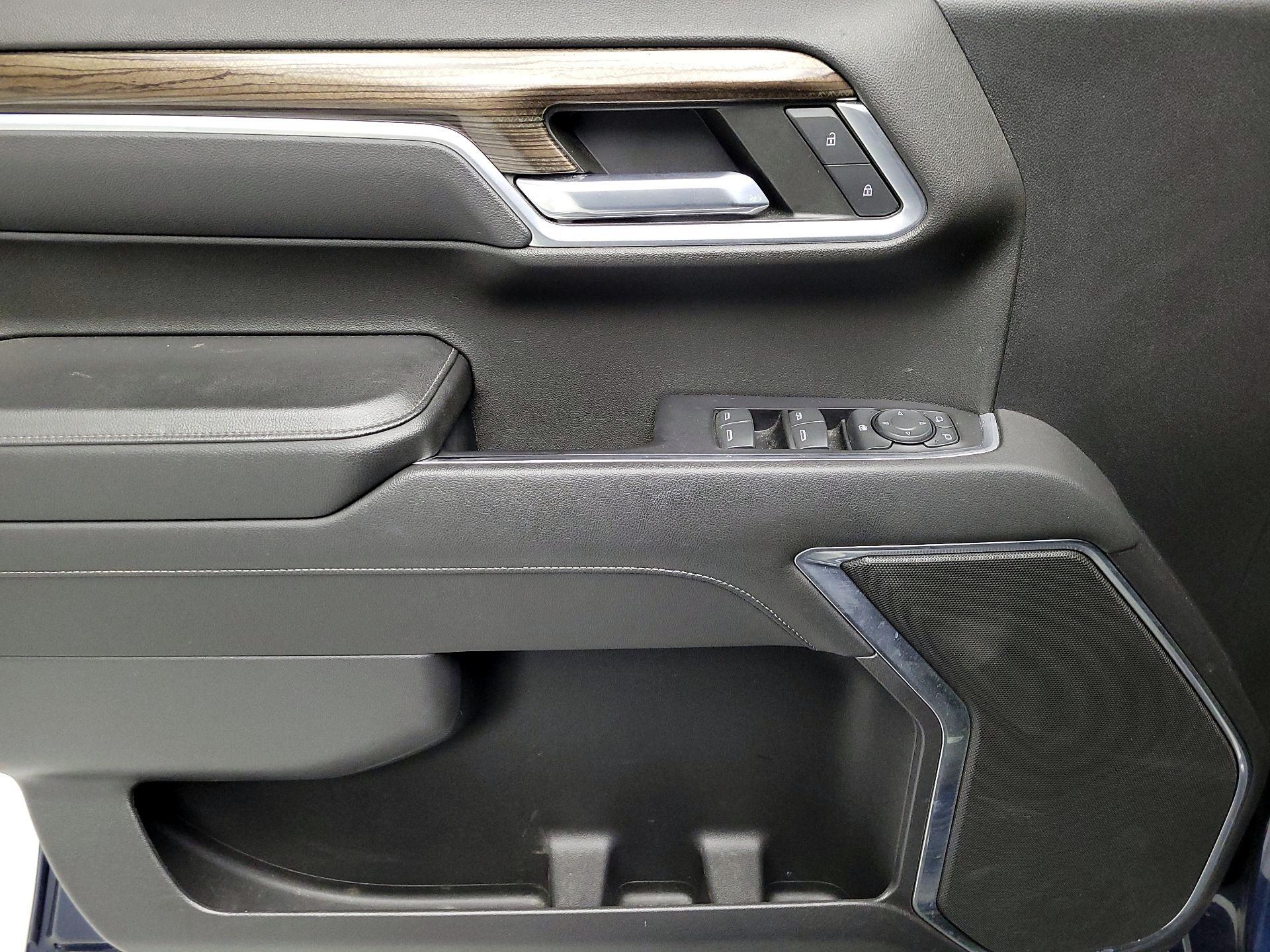 Thumbnail: 2022 Chevrolet Silverado 1500 - 12