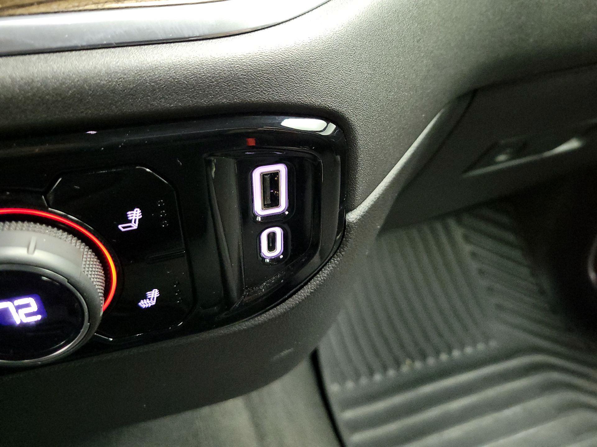 Thumbnail: 2022 Chevrolet Silverado 1500 - 17