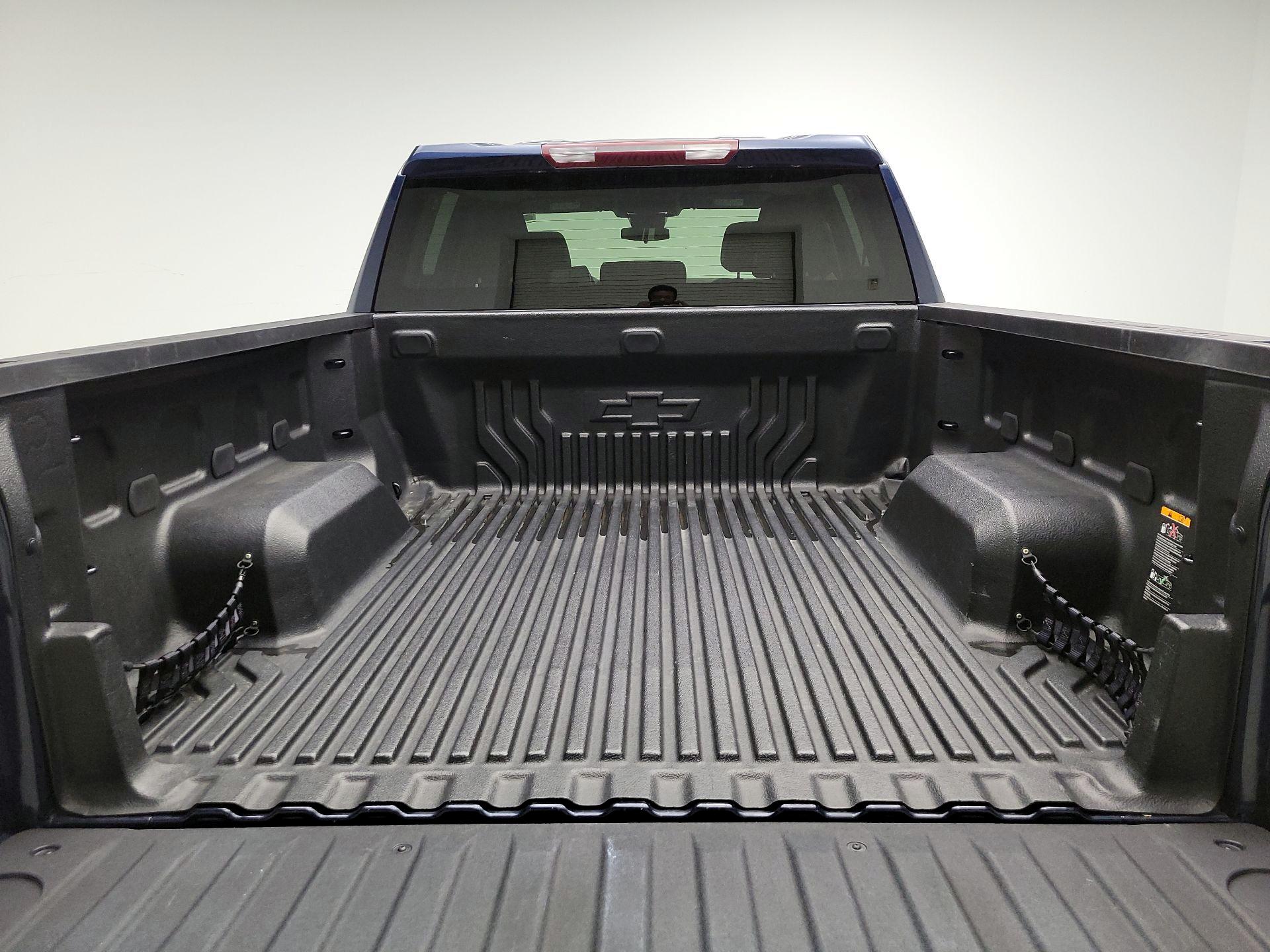 Thumbnail: 2022 Chevrolet Silverado 1500 - 19