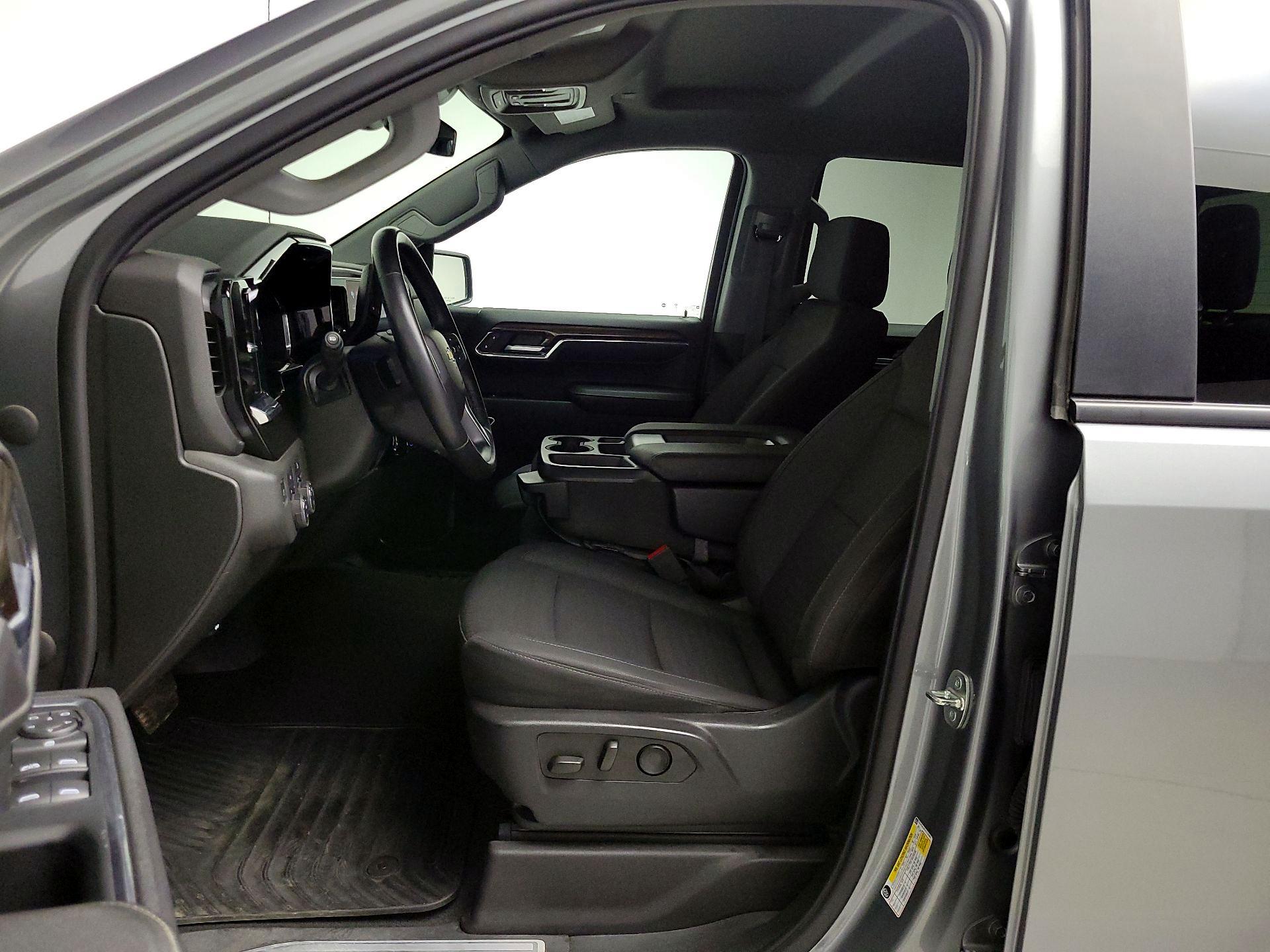 Thumbnail: 2023 Chevrolet Silverado 1500 - 11