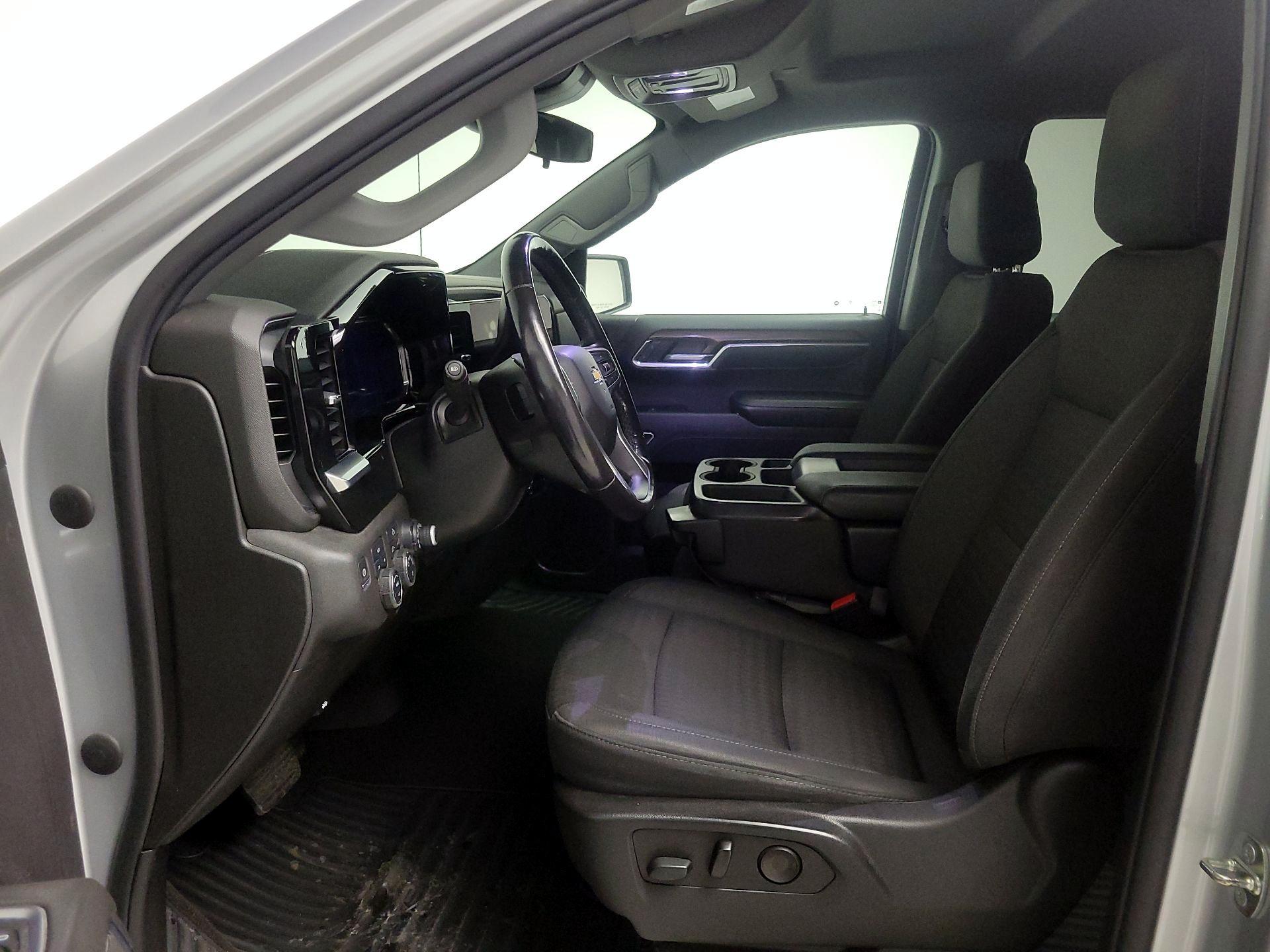 Thumbnail: 2022 Chevrolet Silverado 1500 - 11