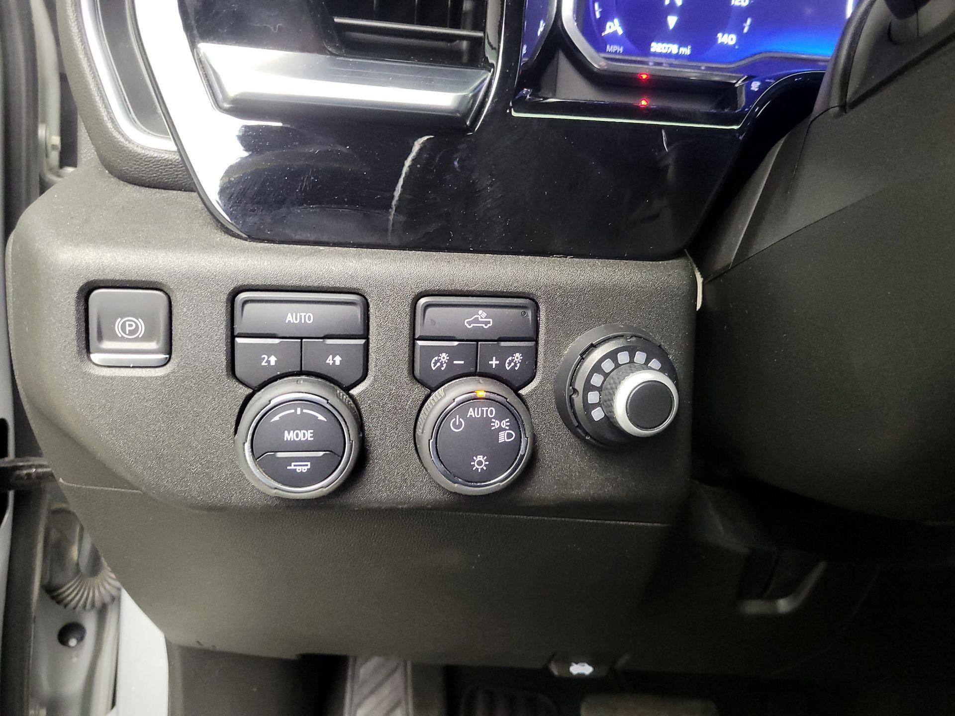 Thumbnail: 2022 Chevrolet Silverado 1500 - 13