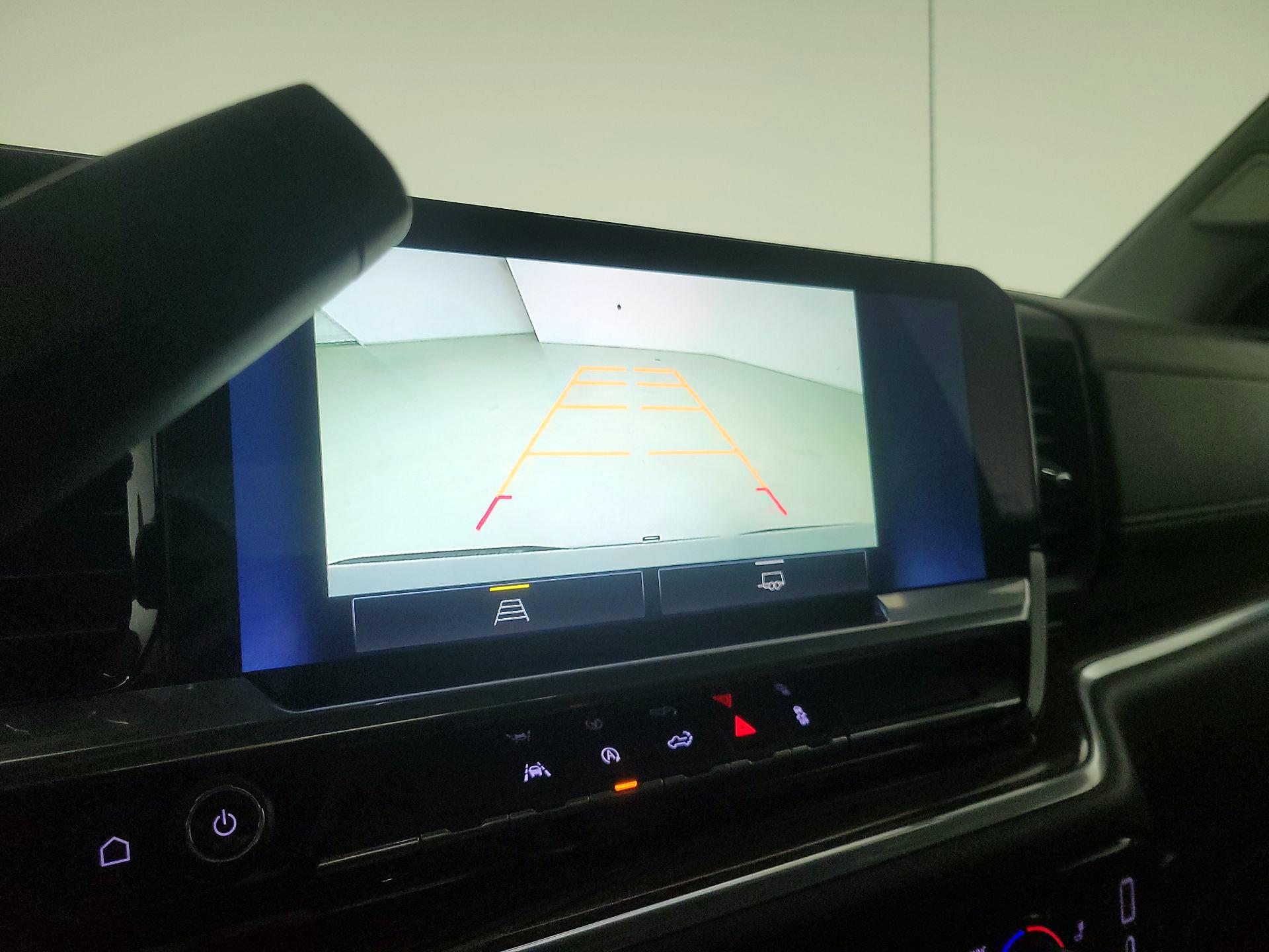 Thumbnail: 2022 Chevrolet Silverado 1500 - 15