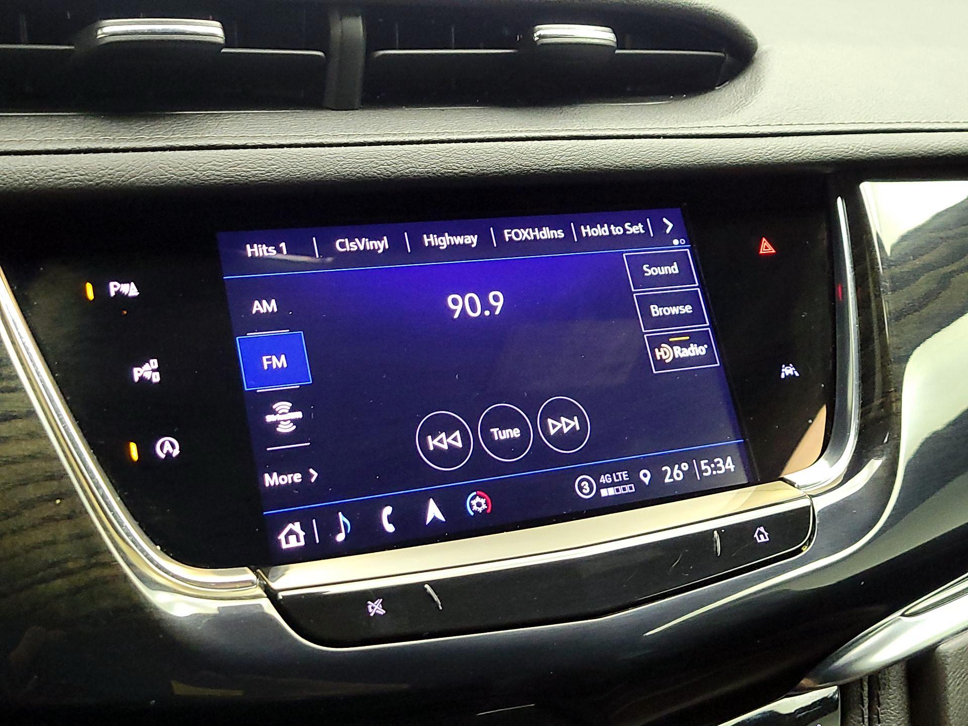 Thumbnail: 2023 Cadillac XT6 - 15