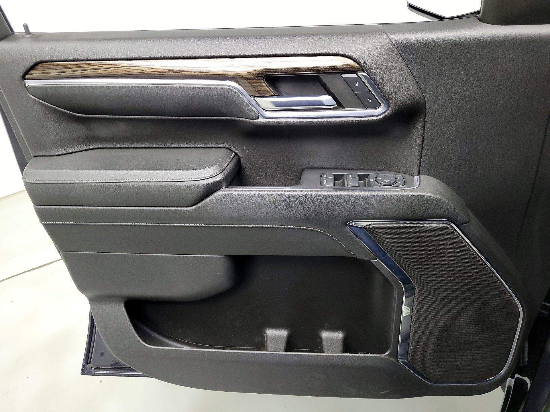 Thumbnail: 2023 Chevrolet Silverado 1500 - 12