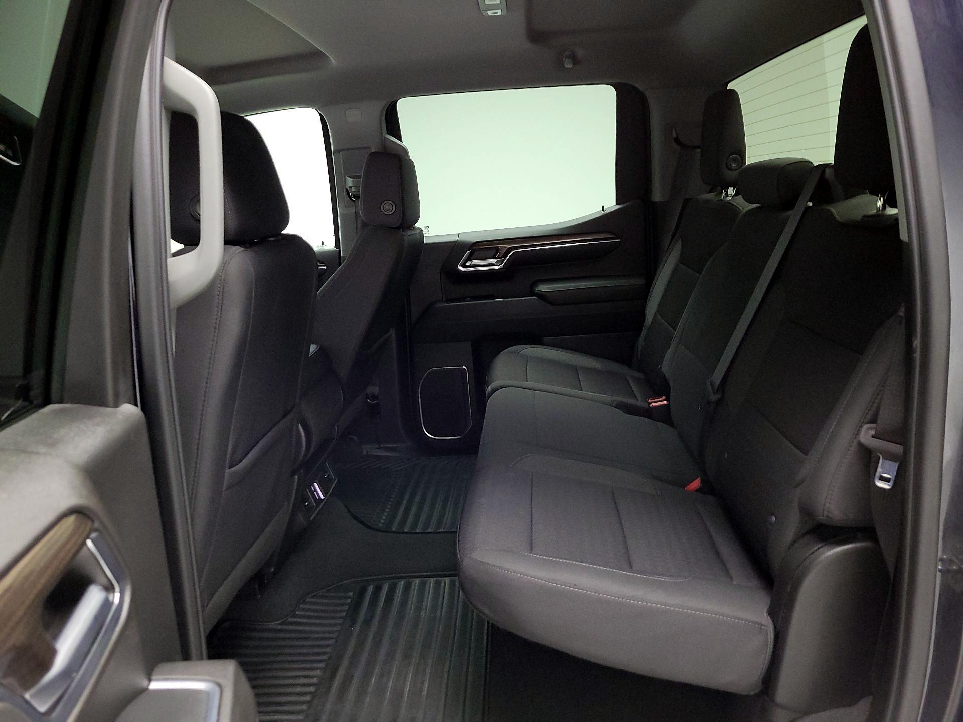 Thumbnail: 2023 Chevrolet Silverado 1500 - 19