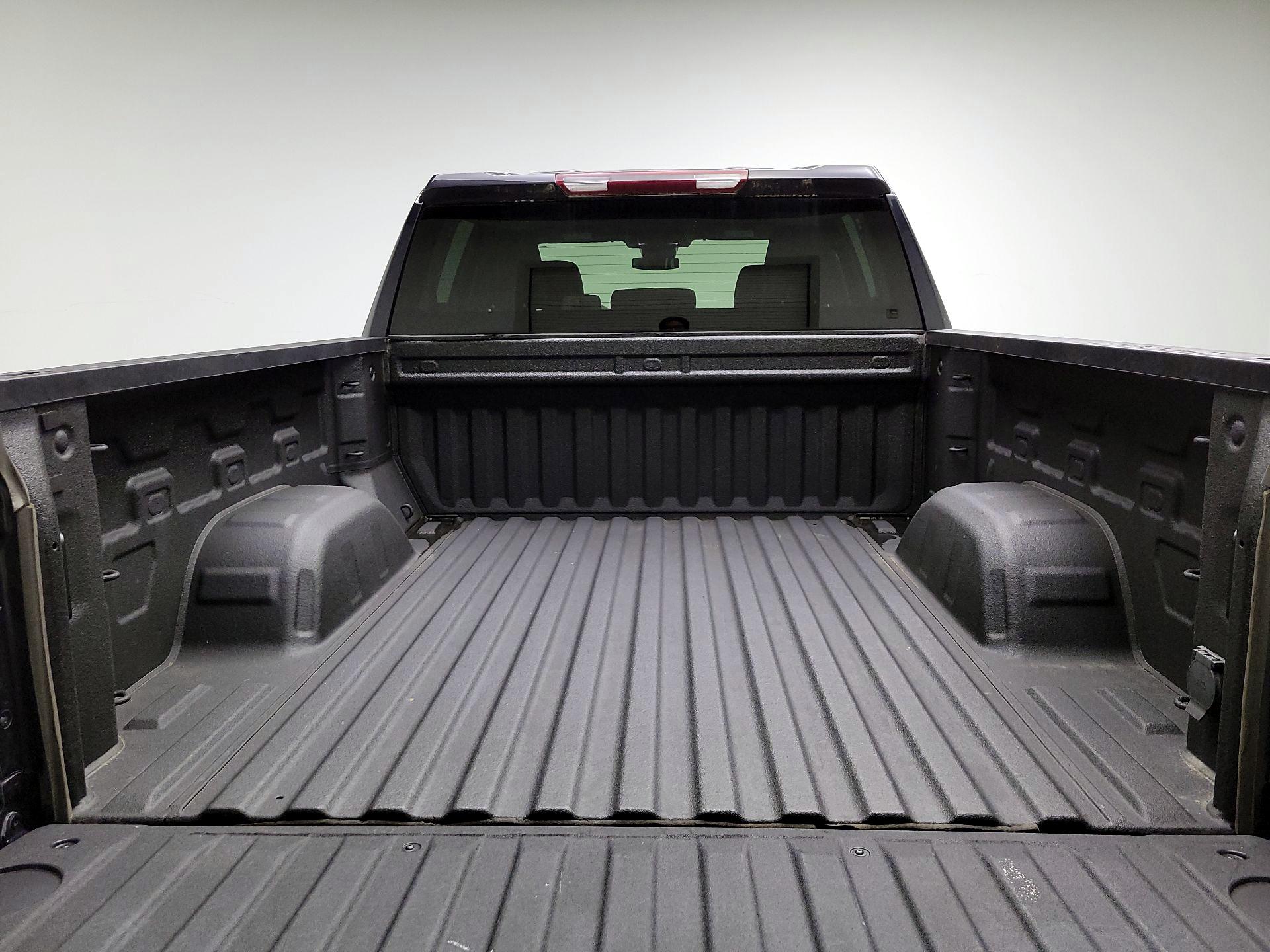 Thumbnail: 2023 Chevrolet Silverado 1500 - 20