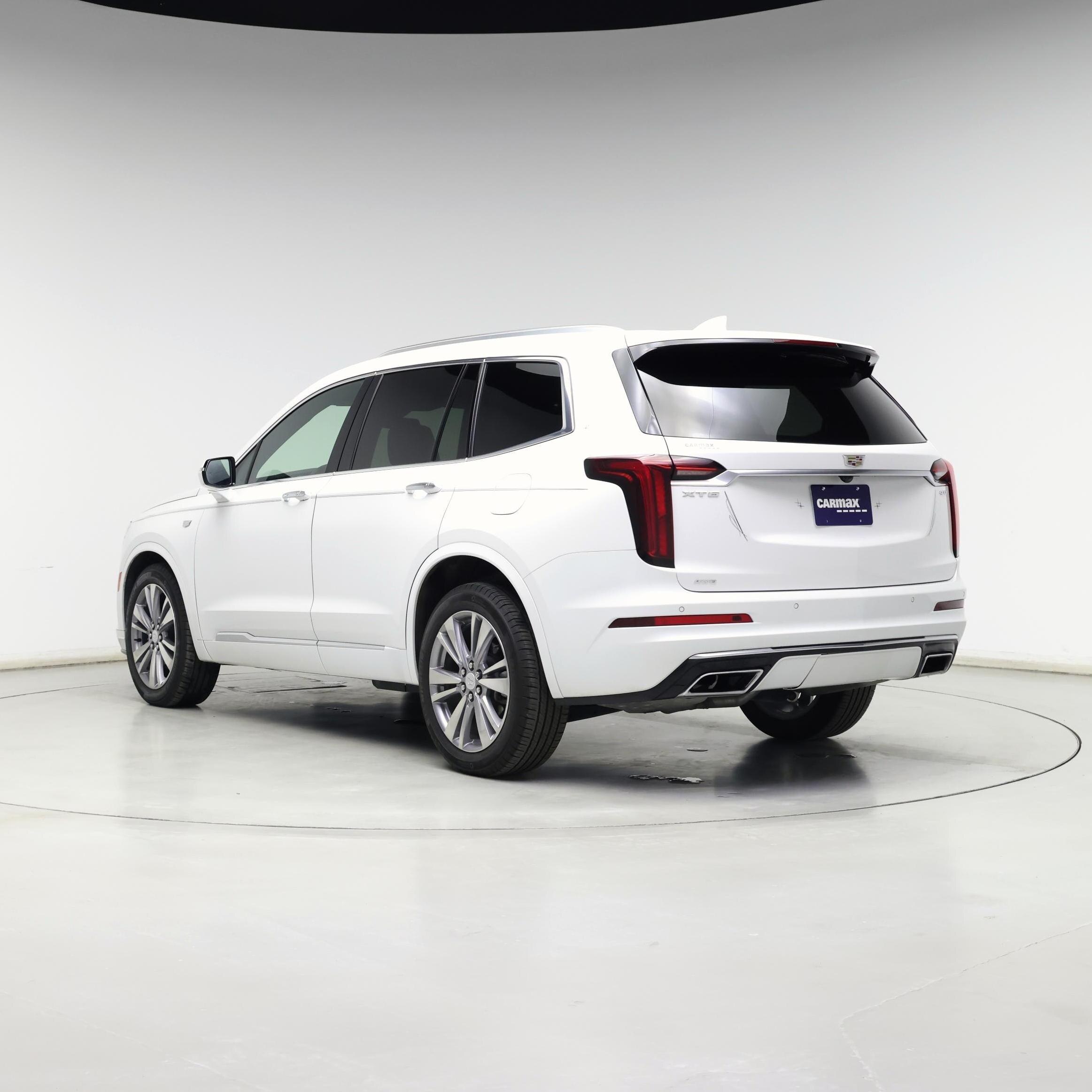 Thumbnail: 2023 Cadillac XT6 - 2