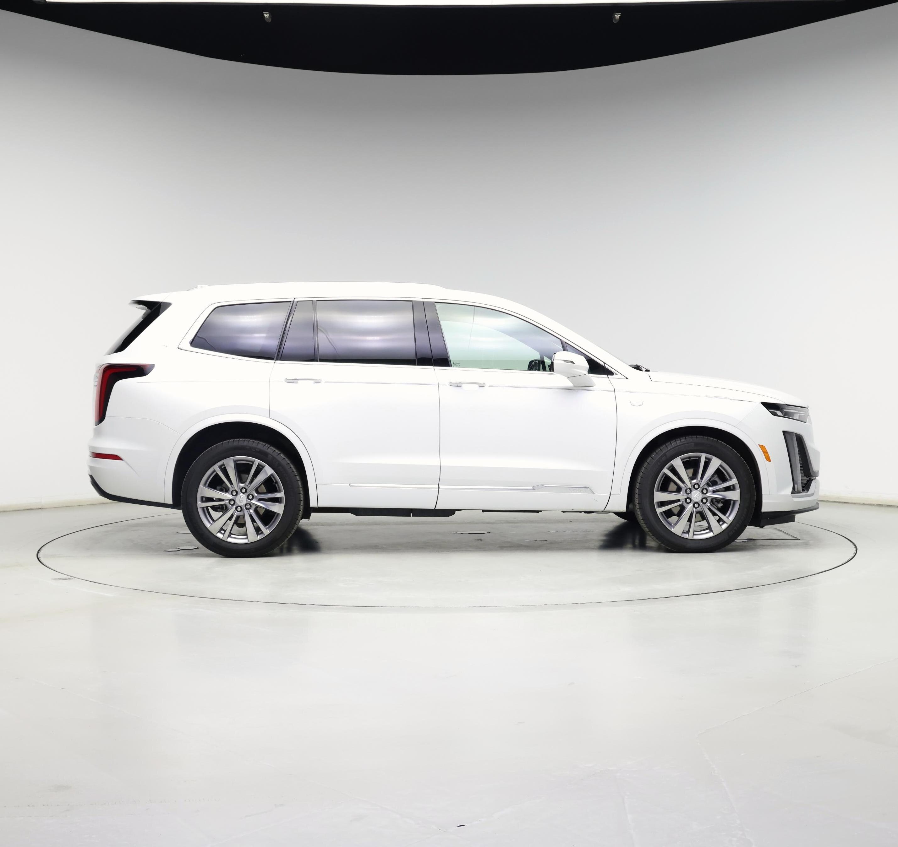 Thumbnail: 2023 Cadillac XT6 - 7