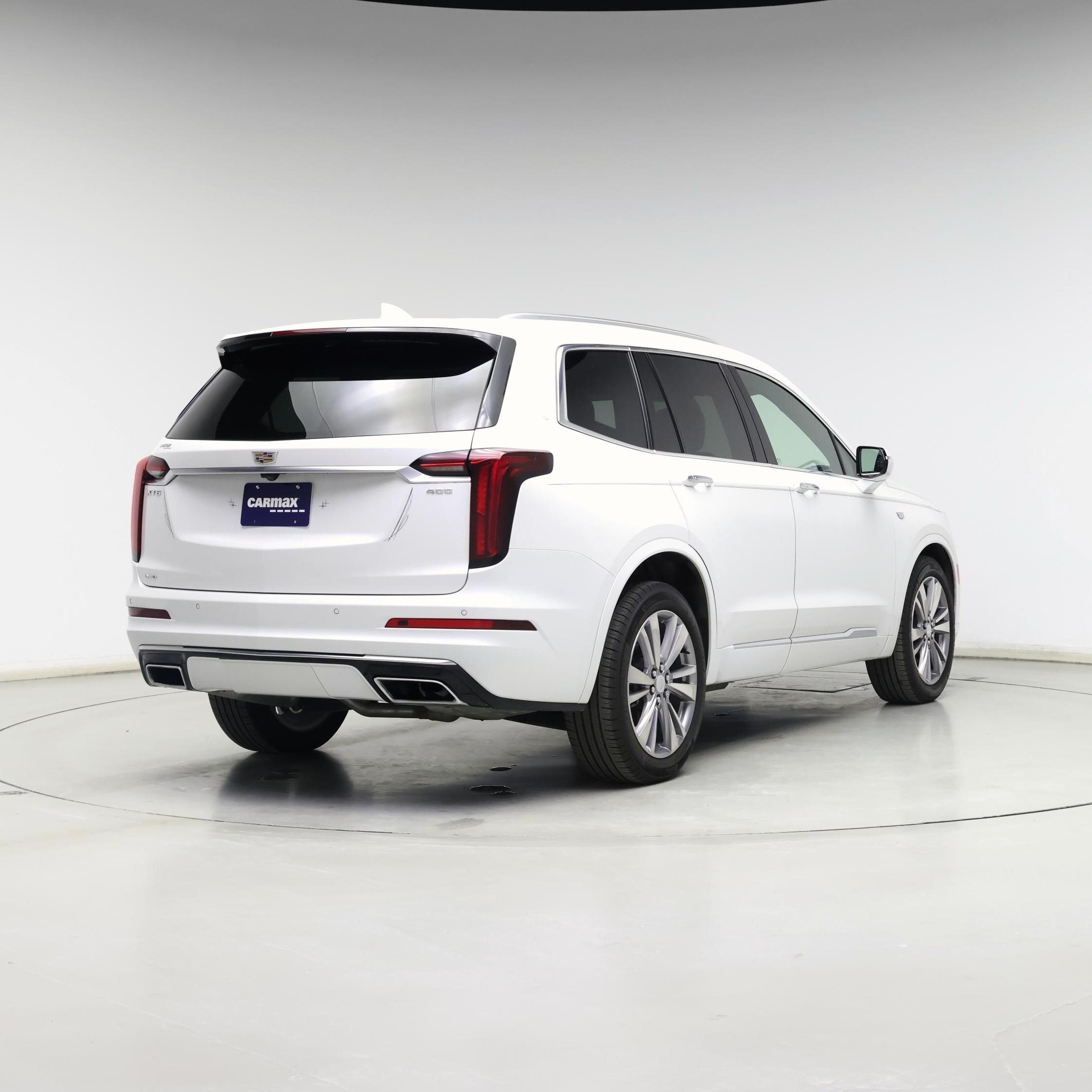 Thumbnail: 2023 Cadillac XT6 - 8