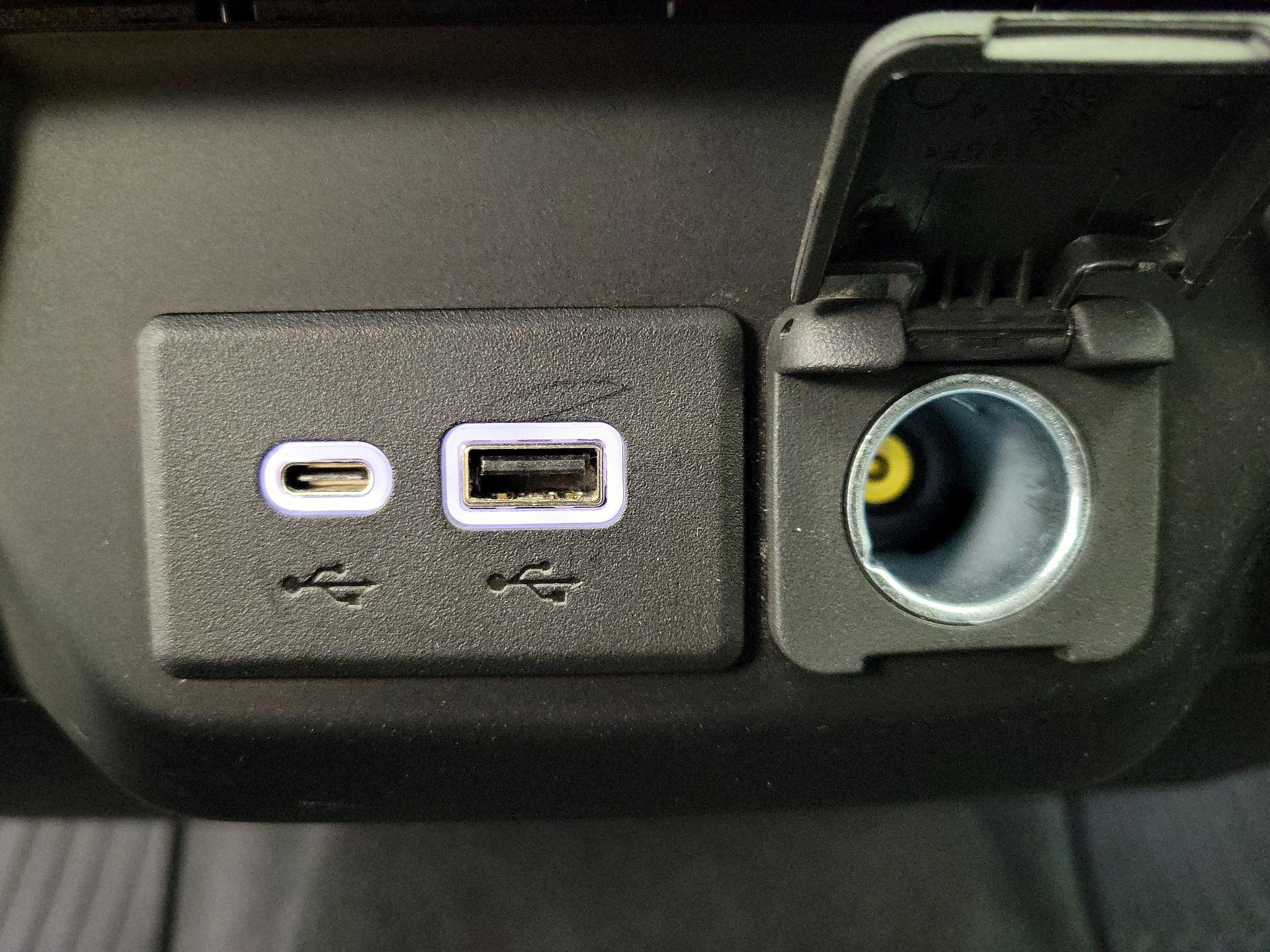 Thumbnail: 2022 Chevrolet Silverado 1500 - 17