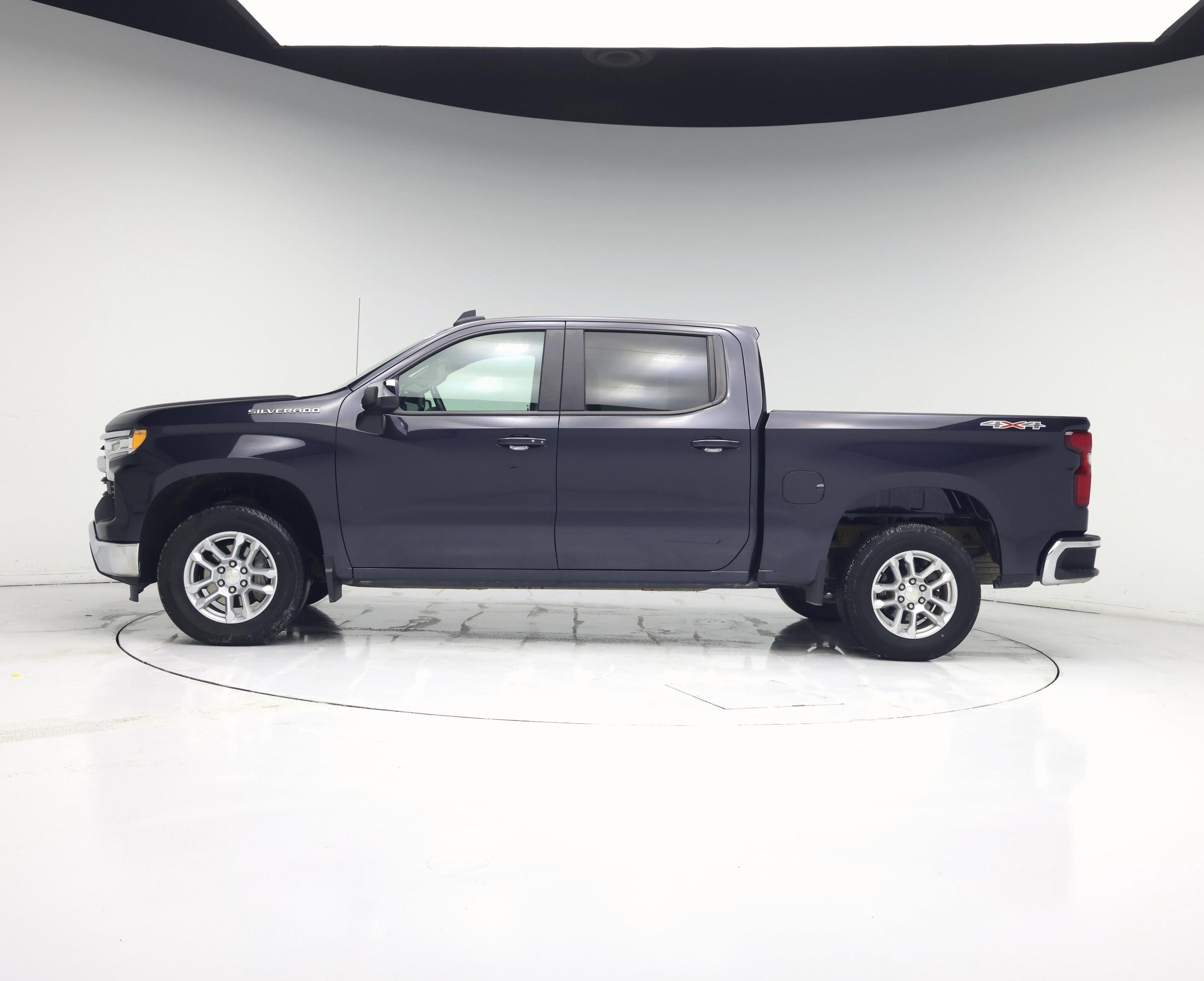Thumbnail: 2022 Chevrolet Silverado 1500 - 3
