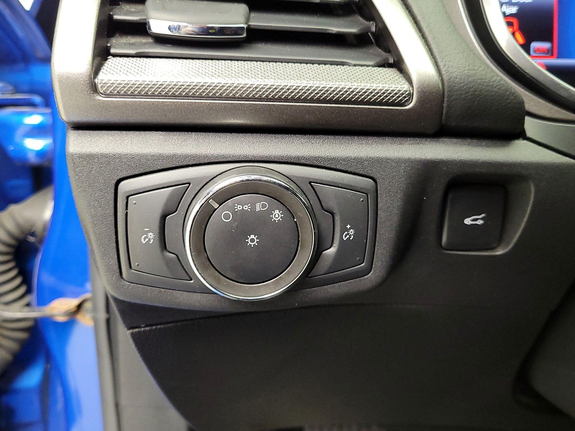 Thumbnail: 2020 Ford Fusion - 13