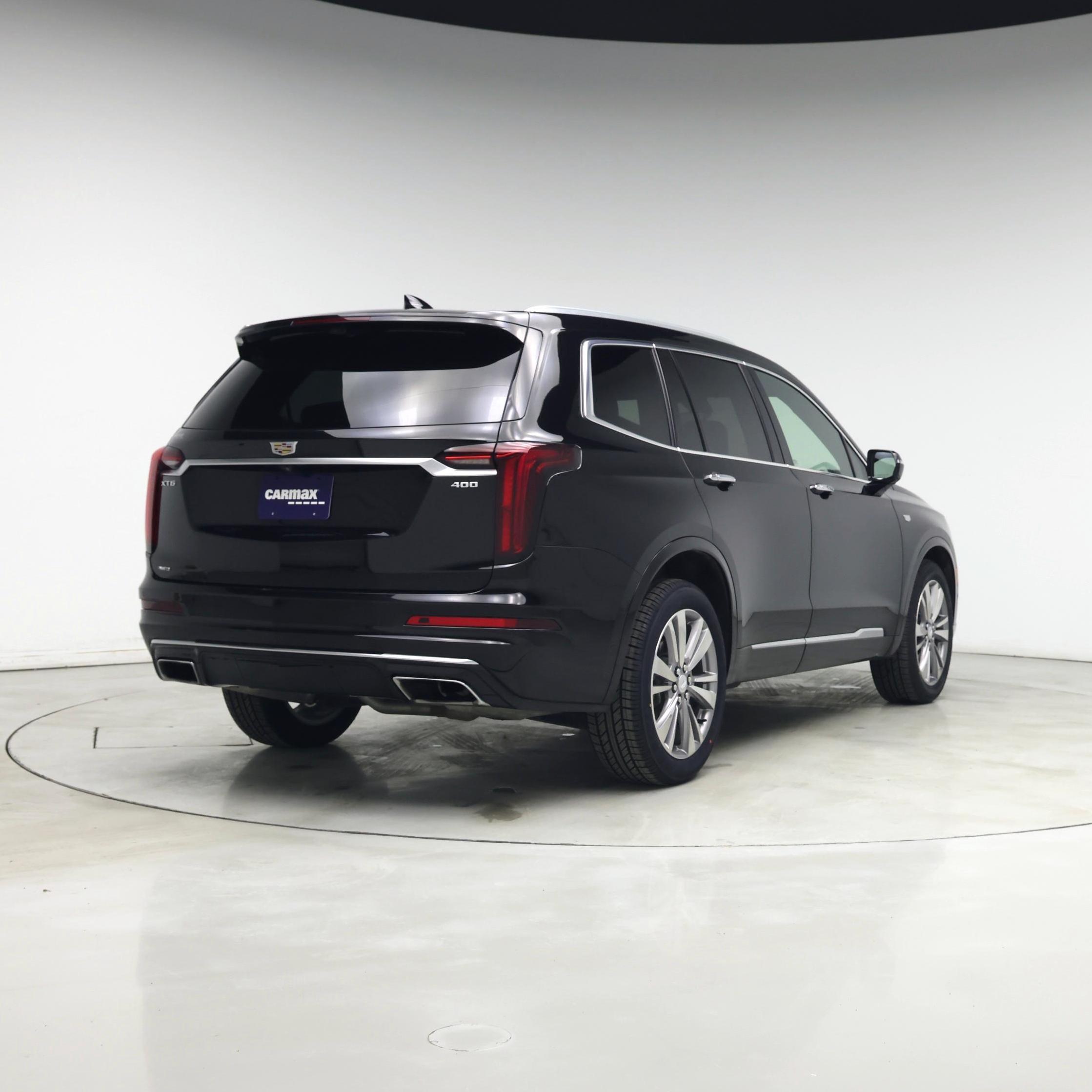 Thumbnail: 2023 Cadillac XT6 - 8