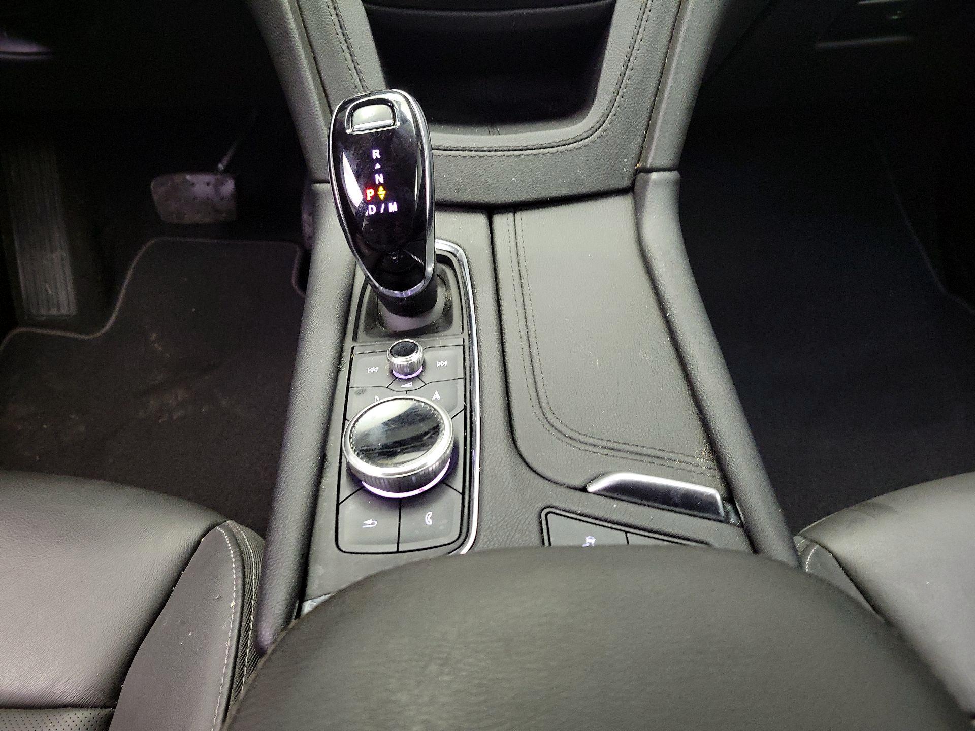 Thumbnail: 2024 Cadillac XT6 - 17