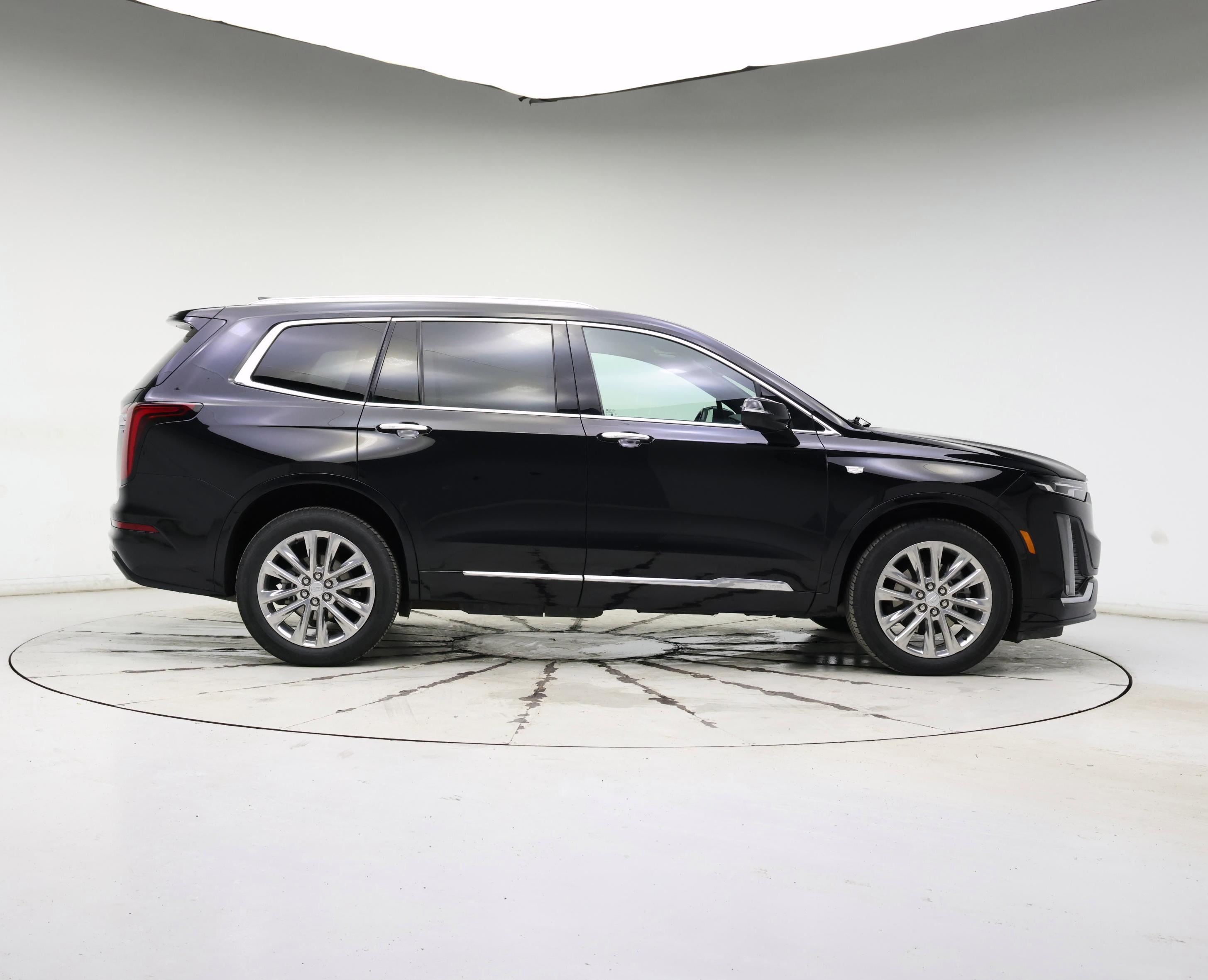 Thumbnail: 2024 Cadillac XT6 - 7