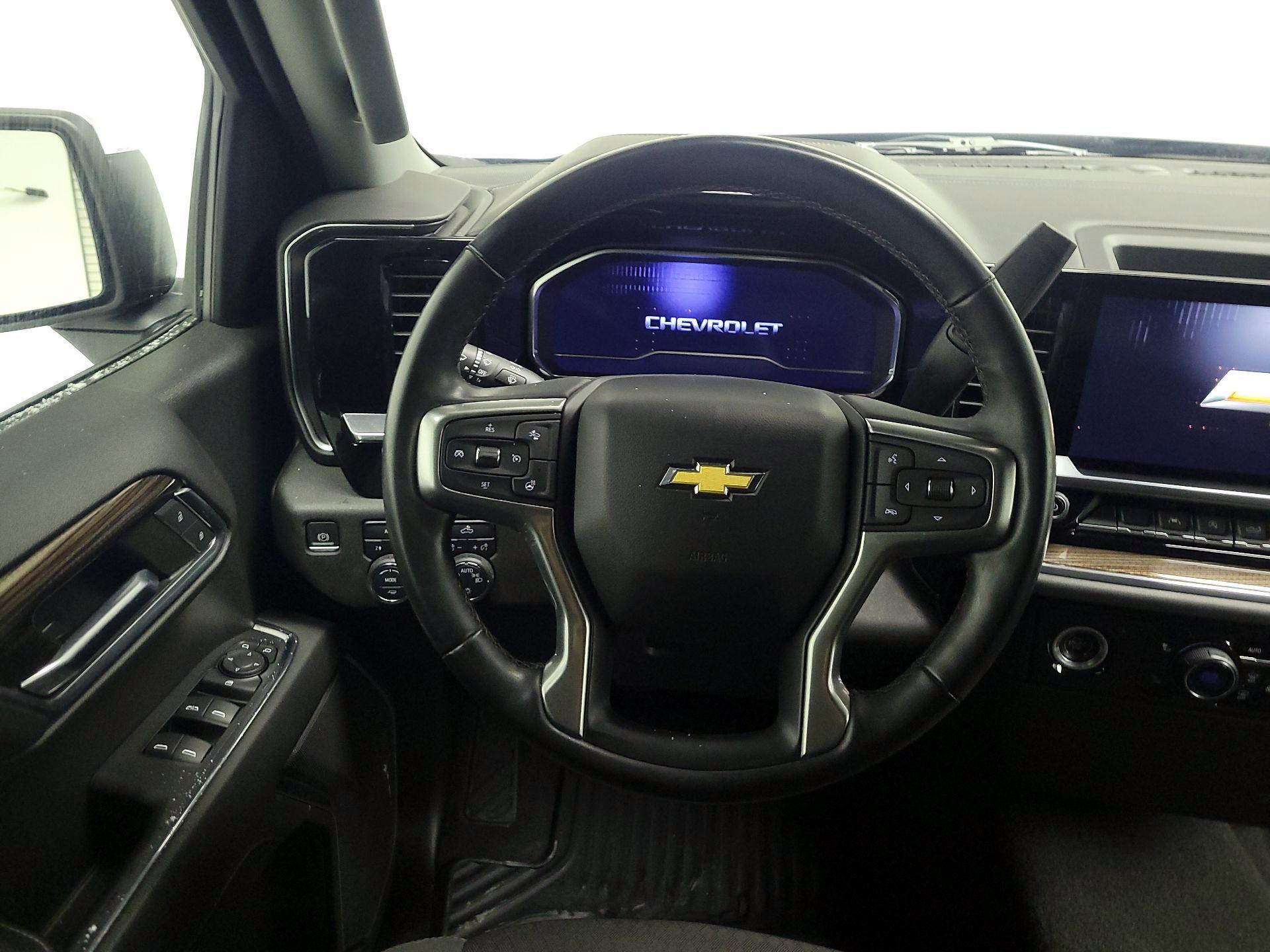 Thumbnail: 2023 Chevrolet Silverado 1500 - 10