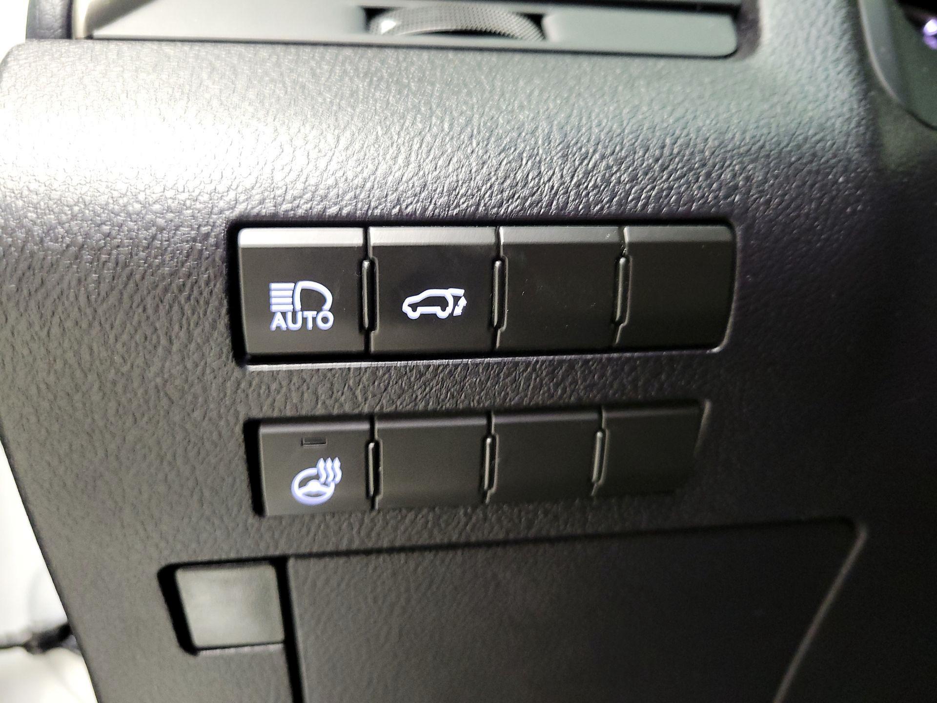 Thumbnail: 2016 Lexus RX - 13