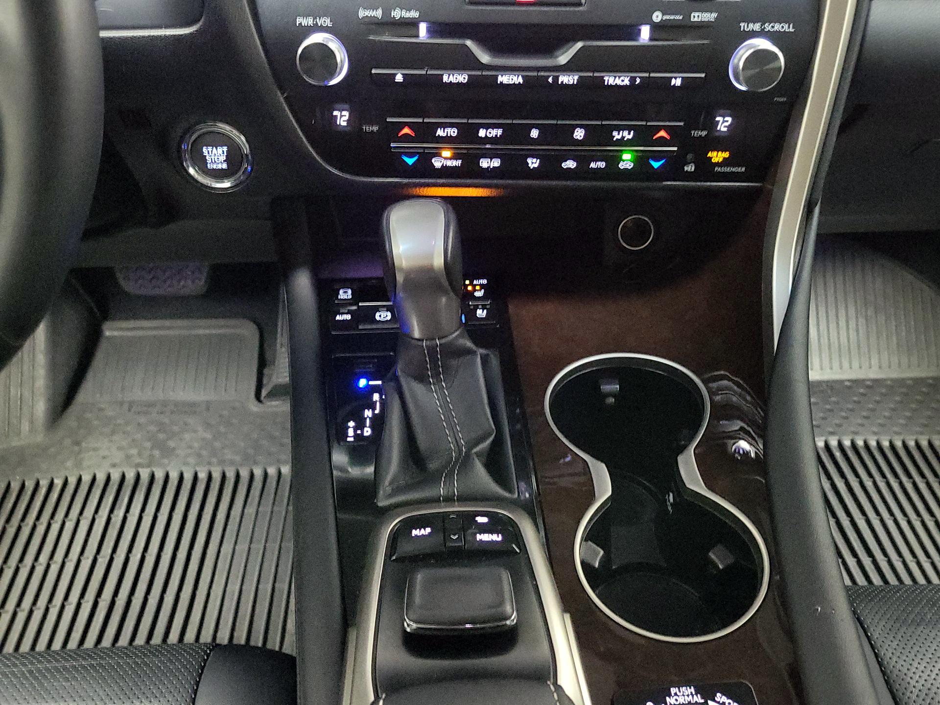 Thumbnail: 2016 Lexus RX - 18