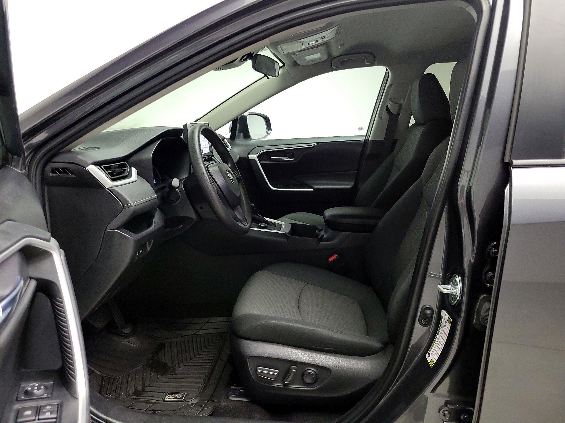 Thumbnail: 2024 Toyota RAV4 - 11