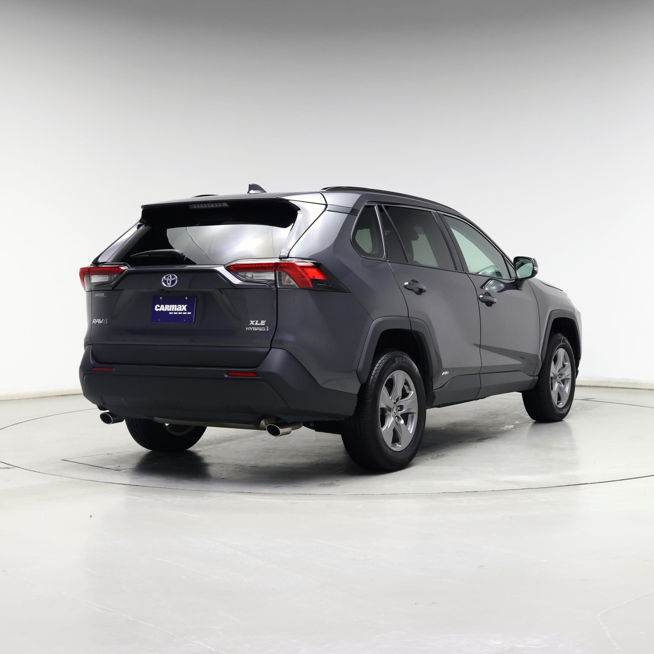 Thumbnail: 2024 Toyota RAV4 - 8