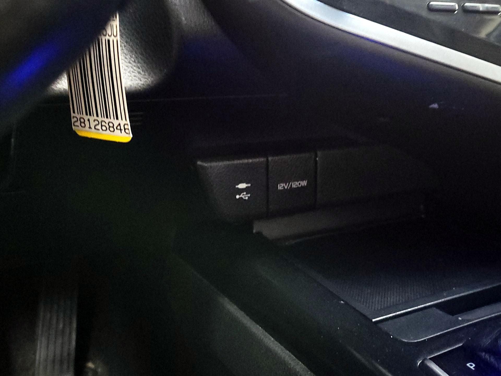 Thumbnail: 2018 Toyota Camry - 18