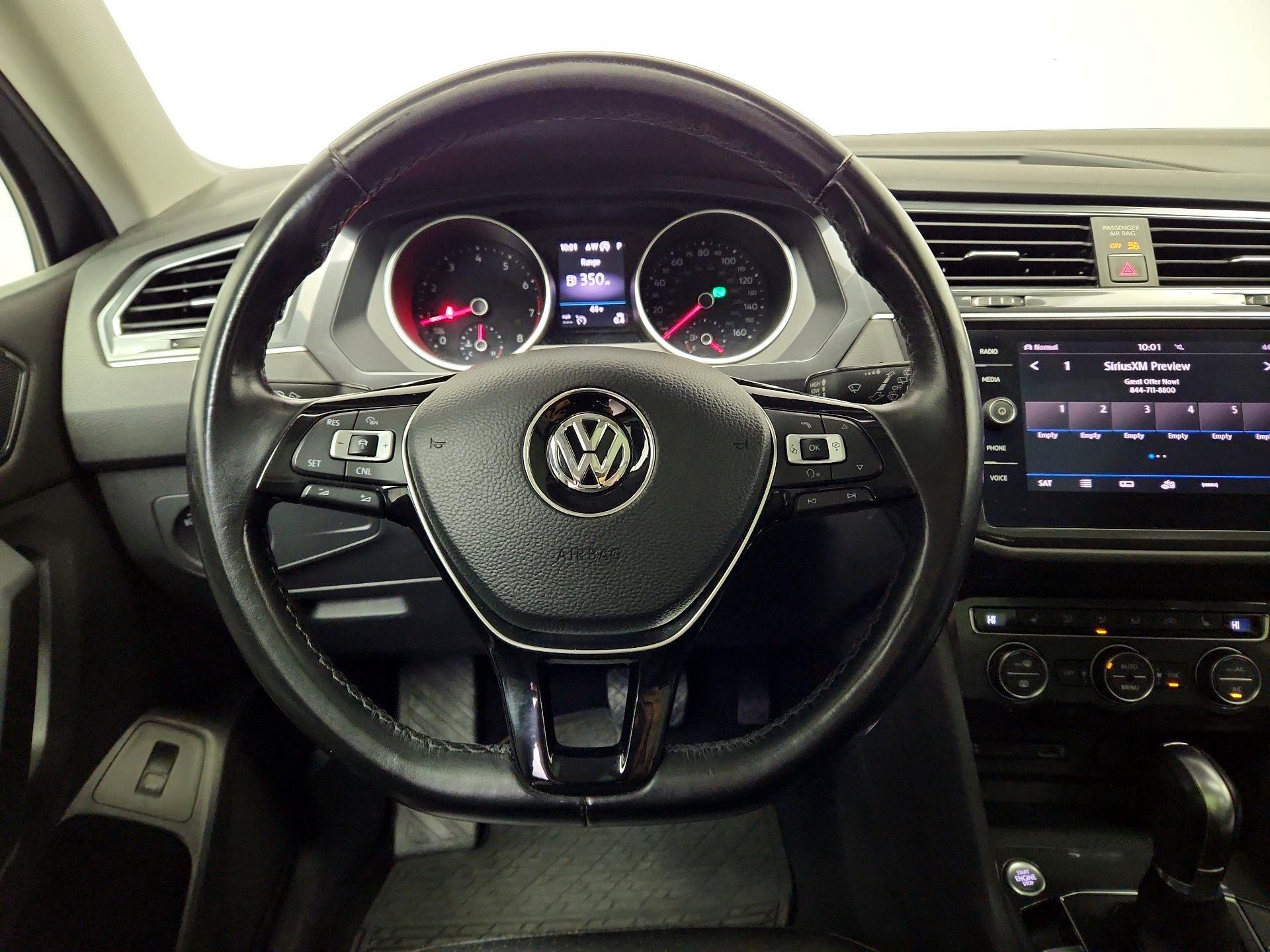 Thumbnail: 2018 Volkswagen Tiguan - 10